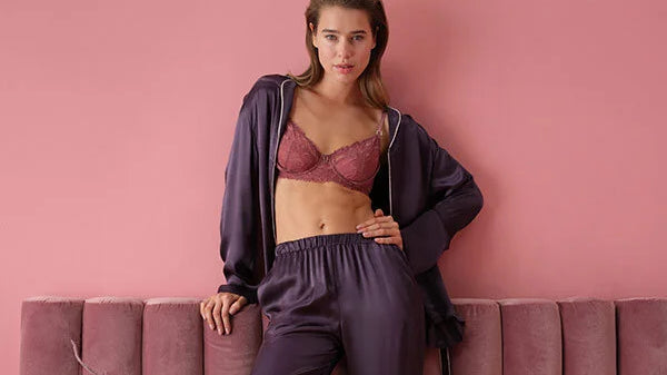 Stilinizi Yatak Odasına Taşıyın: İç Giyimde Tarz Tüyoları