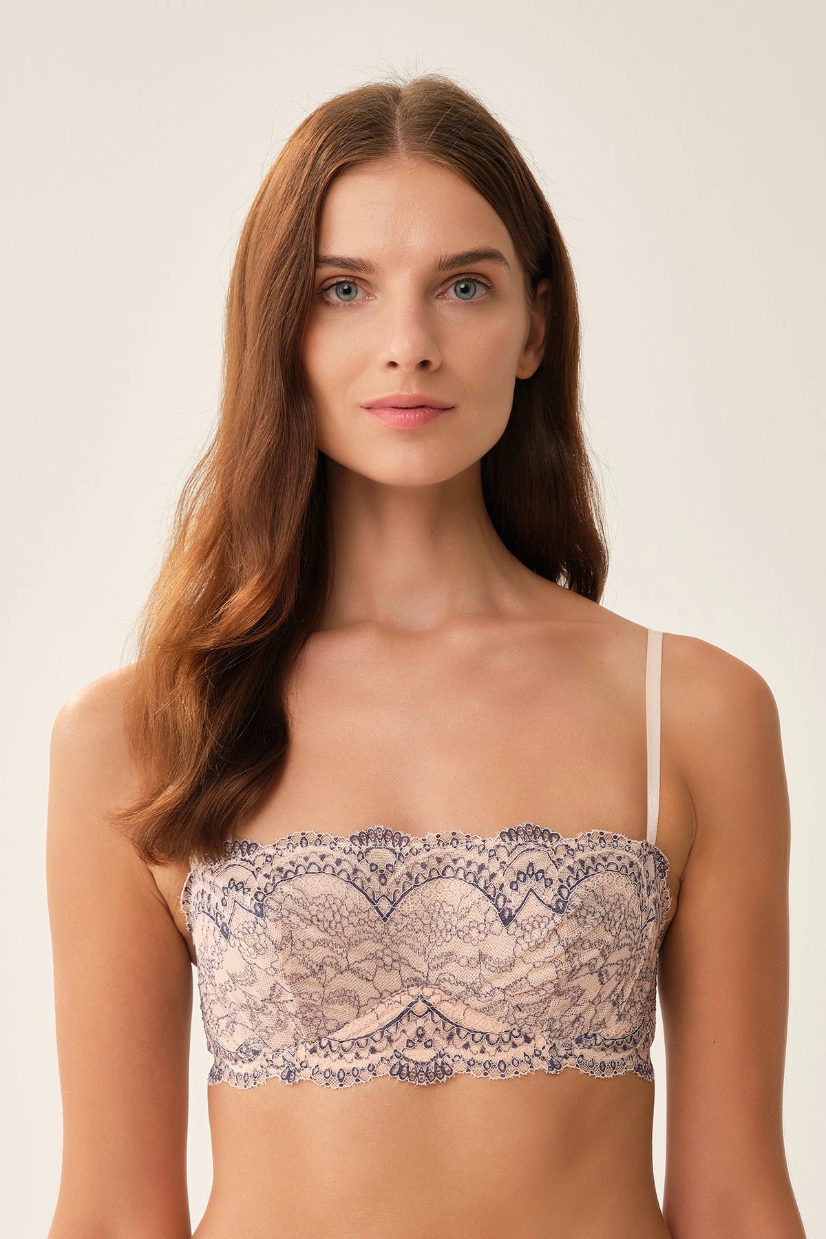 Pembe Balenli Dantelli Bralet Sütyen