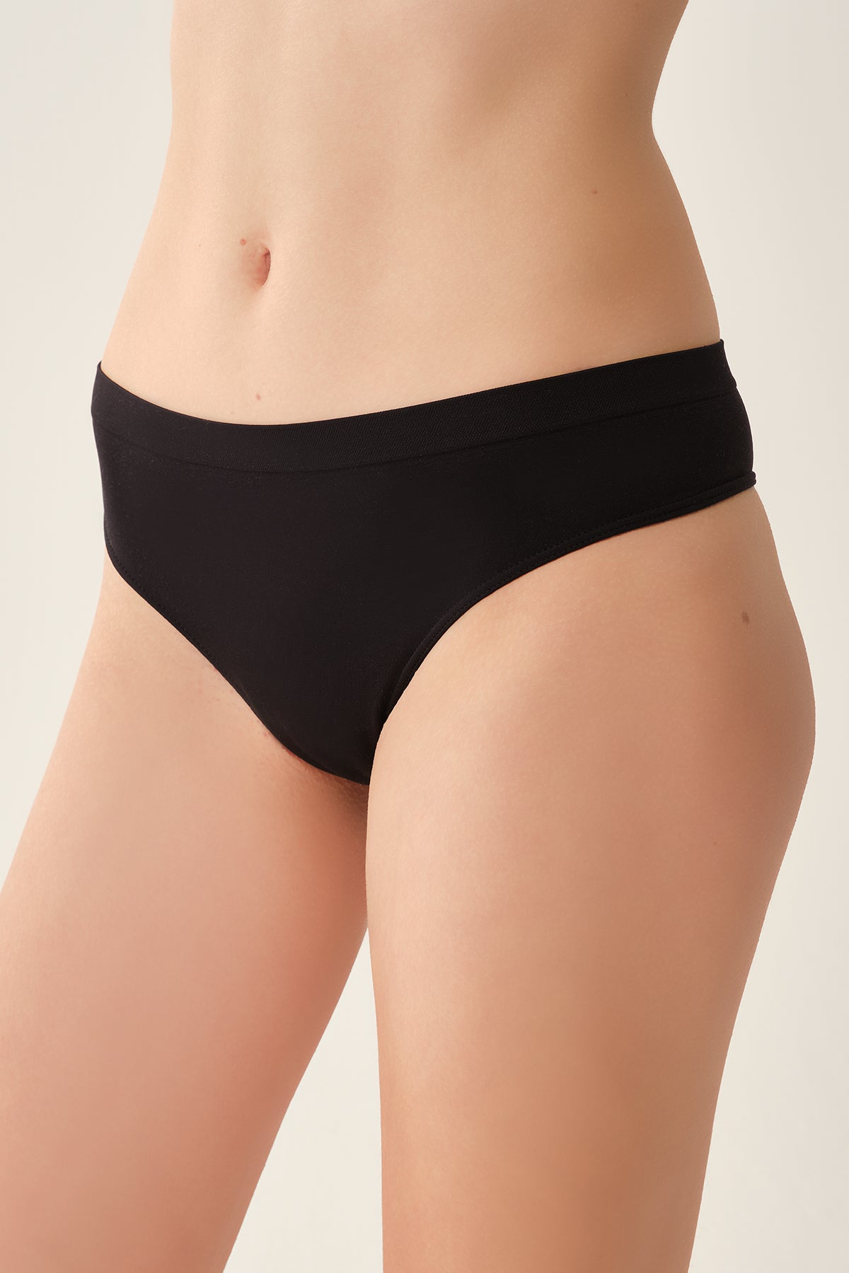 Siyah Seamless Tanga