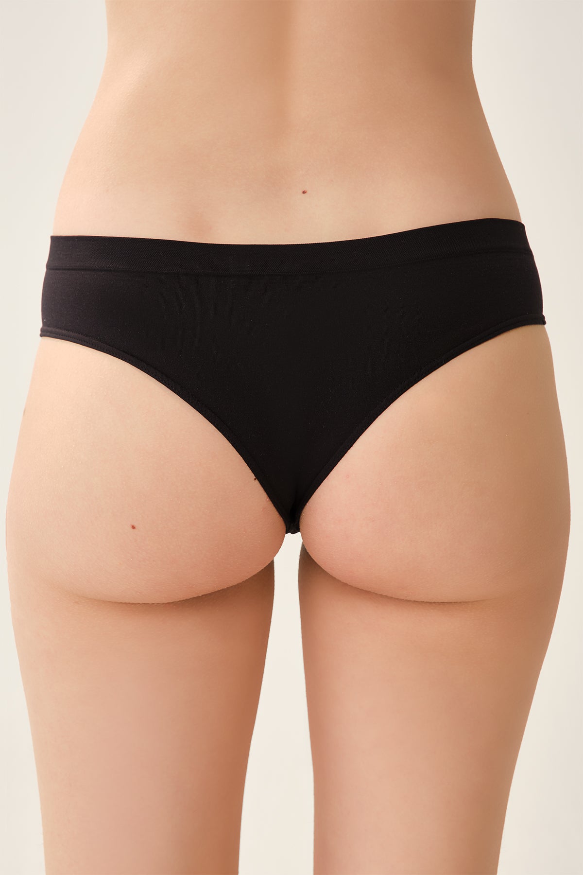 Siyah Seamless Tanga