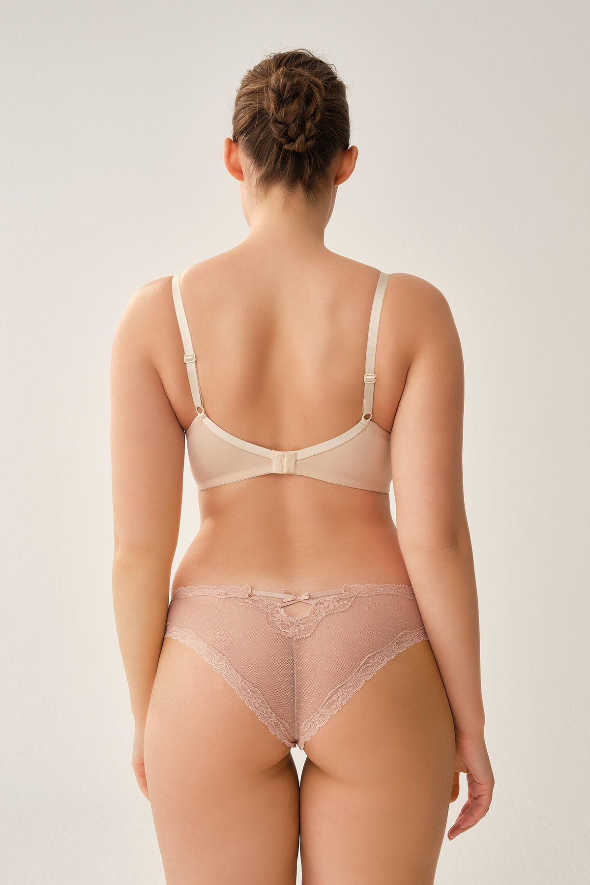 Pembe Dantelli Brazilian