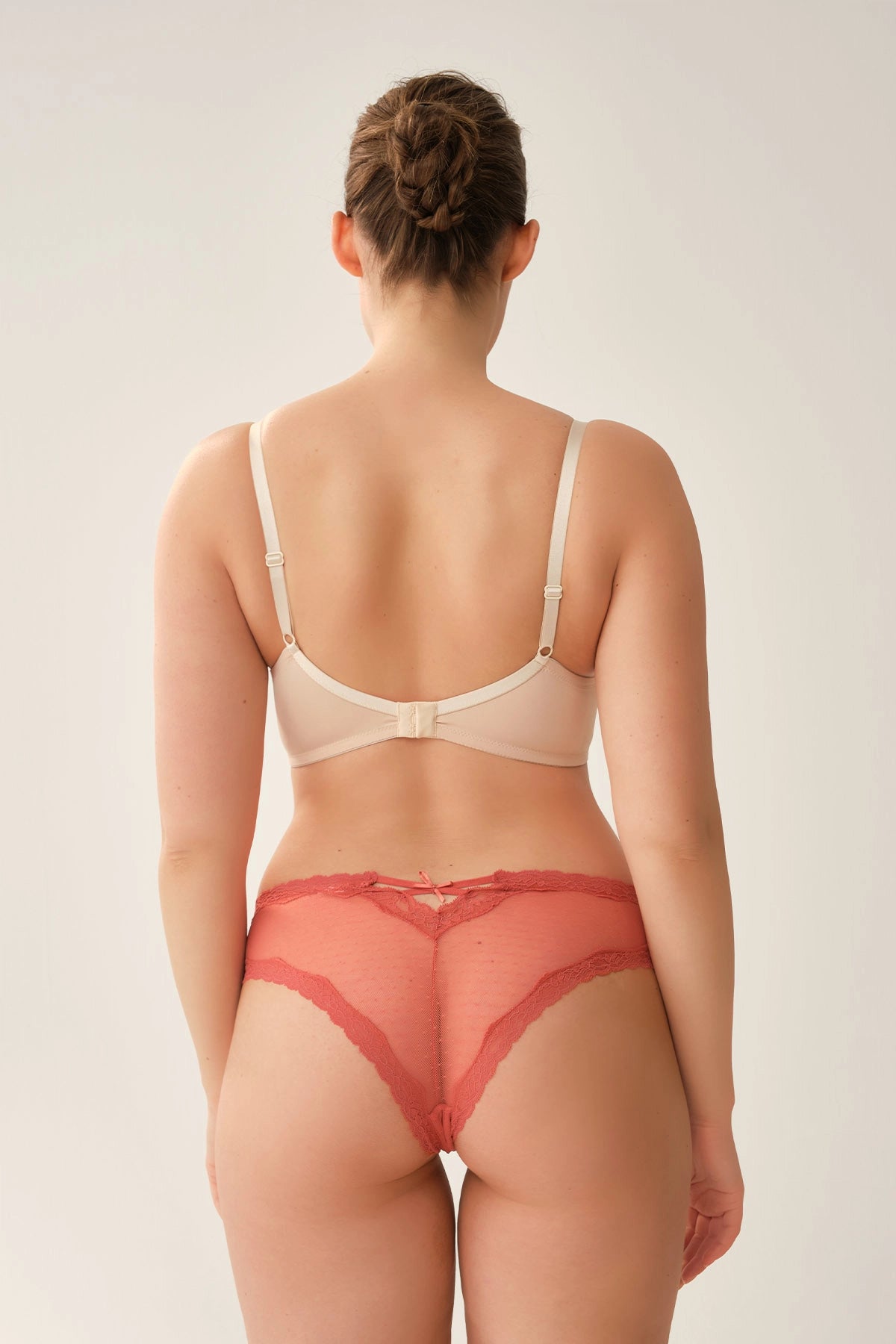 Tarçın Dantelli Brazilian