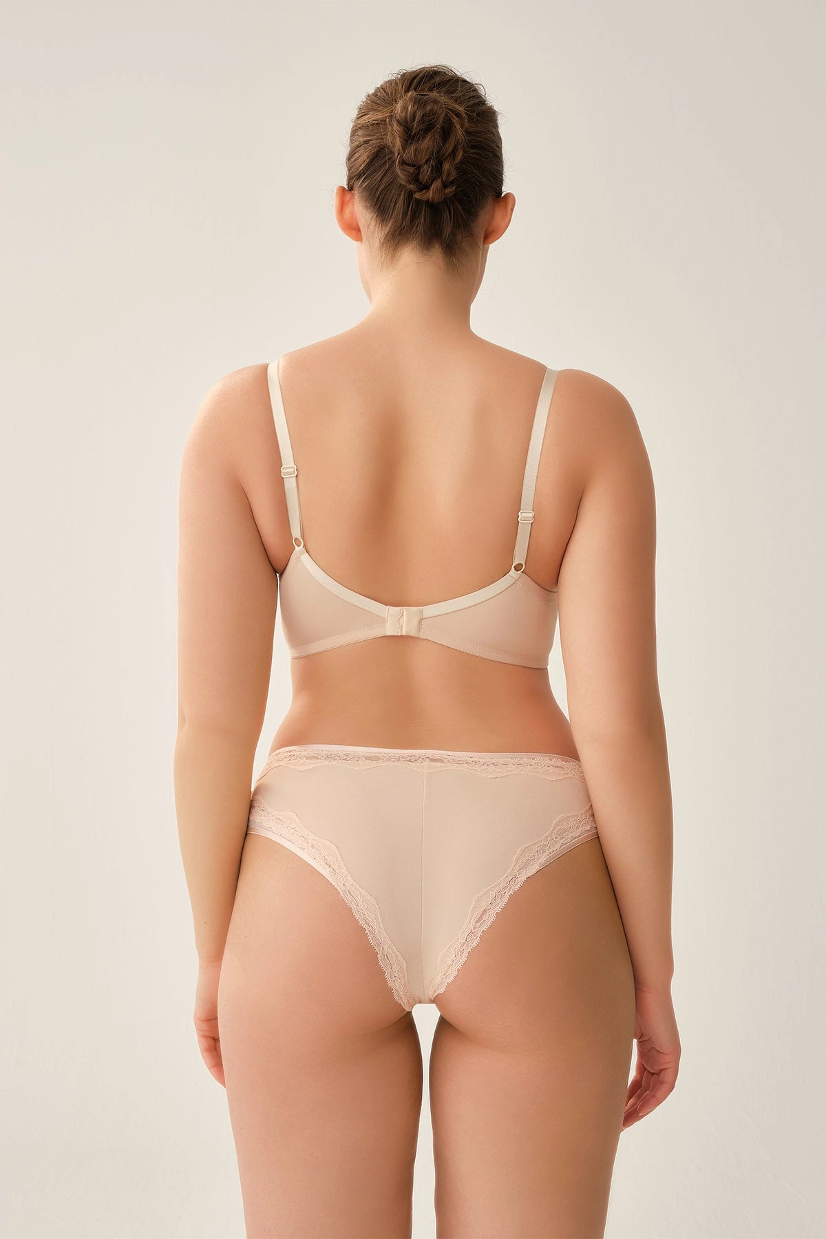 Pembe Dantel Detaylı Micro Kumaş Brazilian