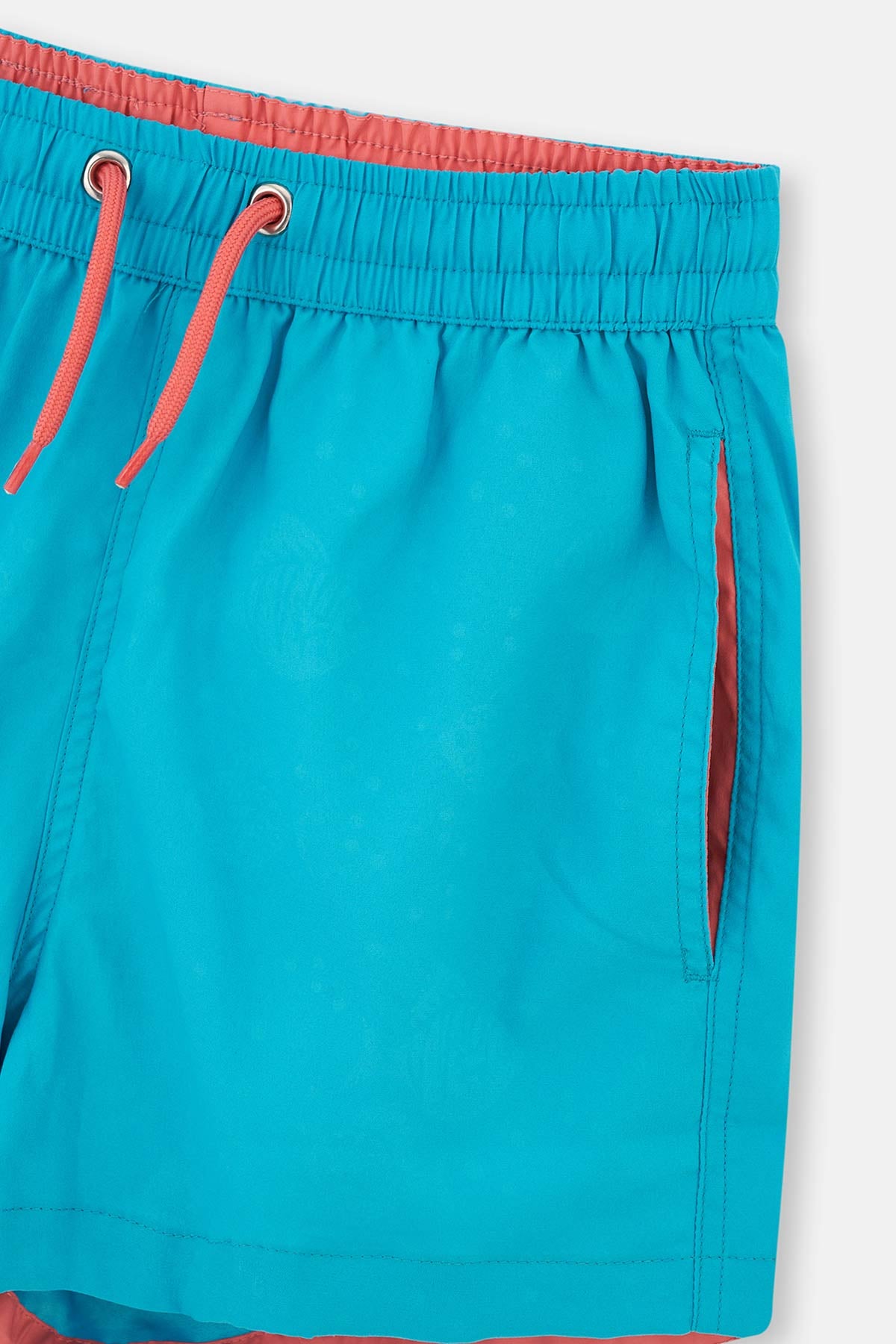 Turkuaz - Somon Micro Kısa Balık Desenli Magic - Deniz Şortu