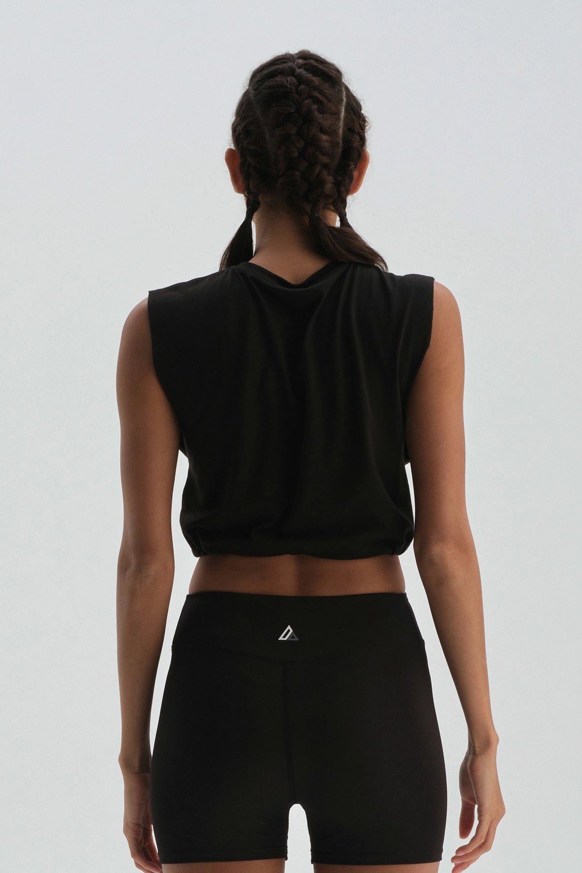 Siyah Dagi Active Crop Atlet