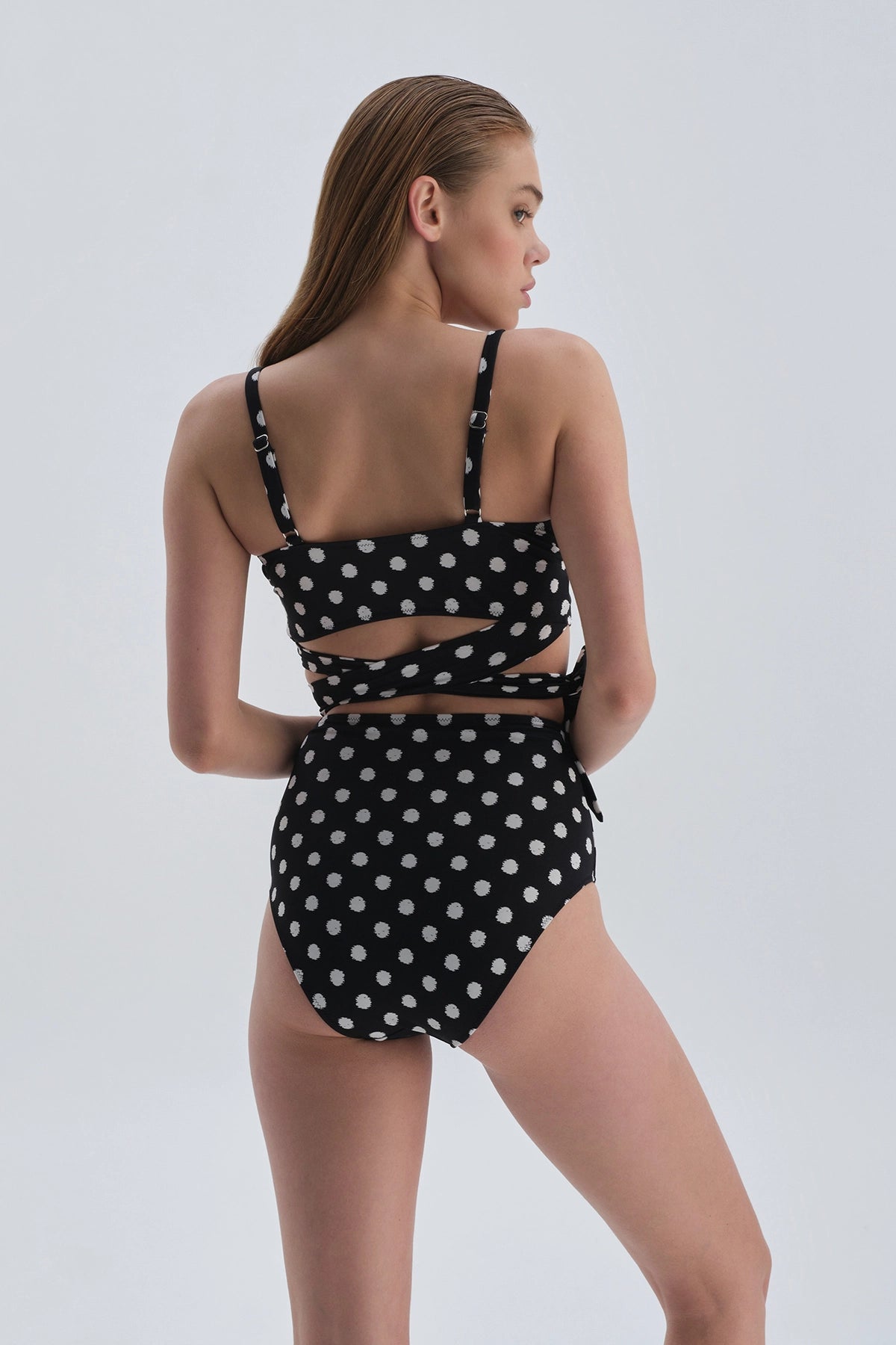 Siyah Beyaz Kaplı Bralet Bikini Üst