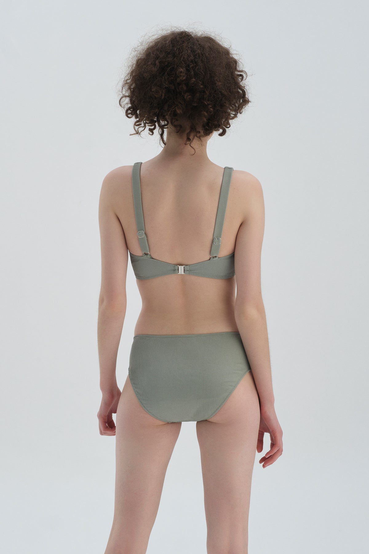 Haki Normal Bel Bikini Alt