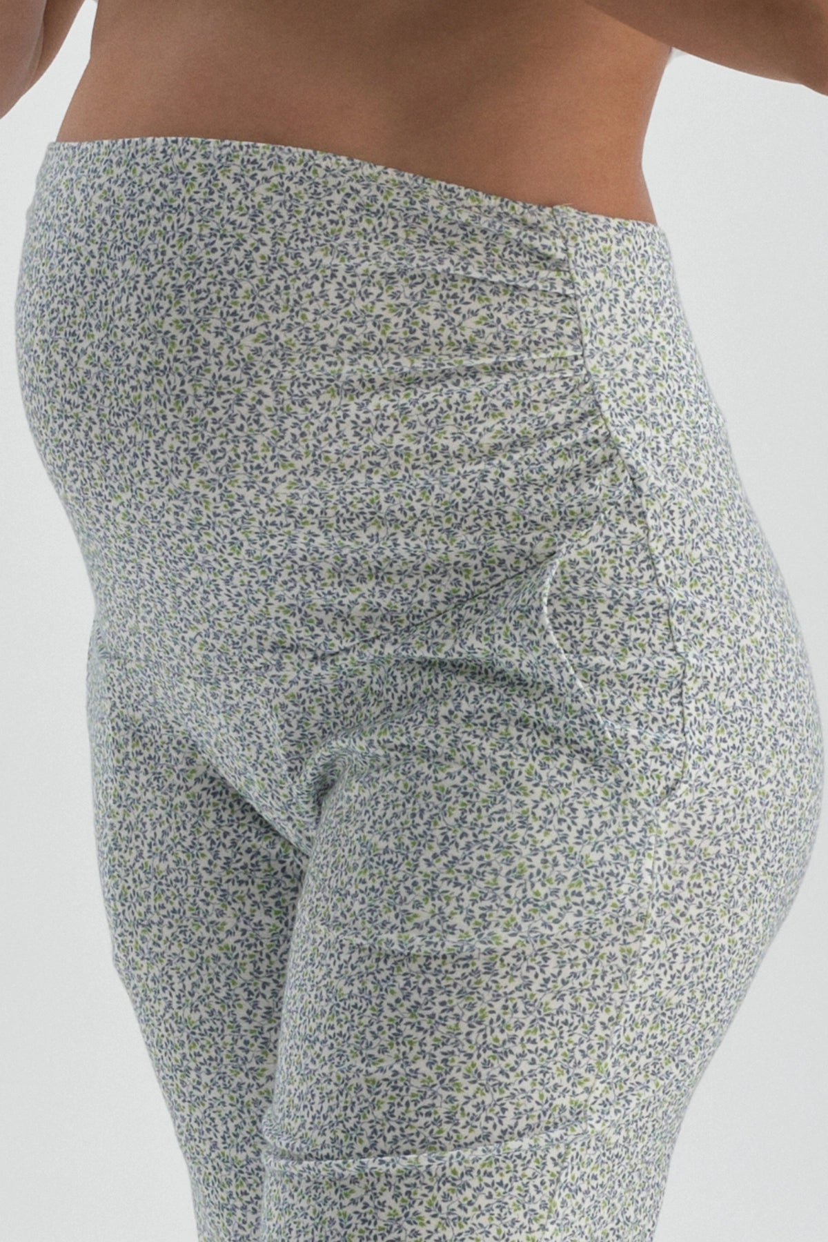 Yeşil Desenli V Yaka Pamuklu Hamile Pijama Üstü