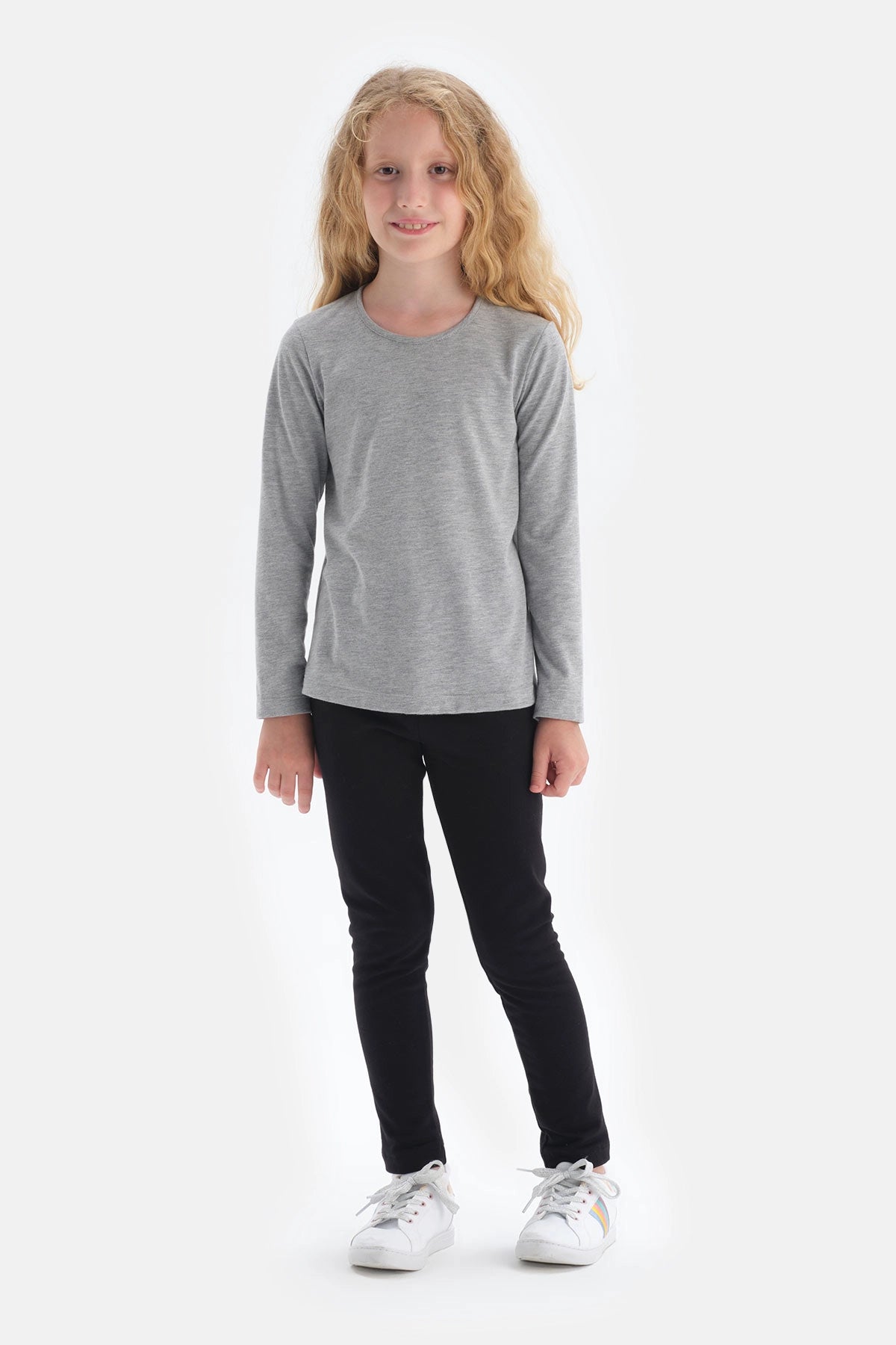 Gri Bisiklet Yaka Uzun Kollu T-Shırt