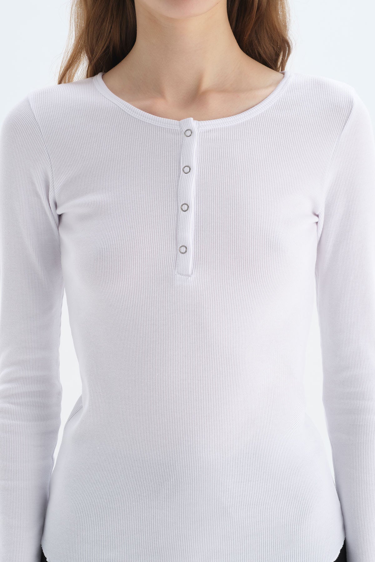 Beyaz Uzun Kol Bisiklet Yaka Pamuklu Pijama Üstü