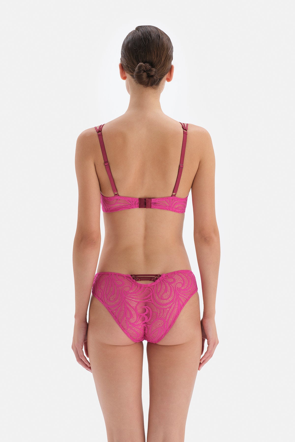 Fuşya Dantelli Şerit Detaylı Brazilian Külot