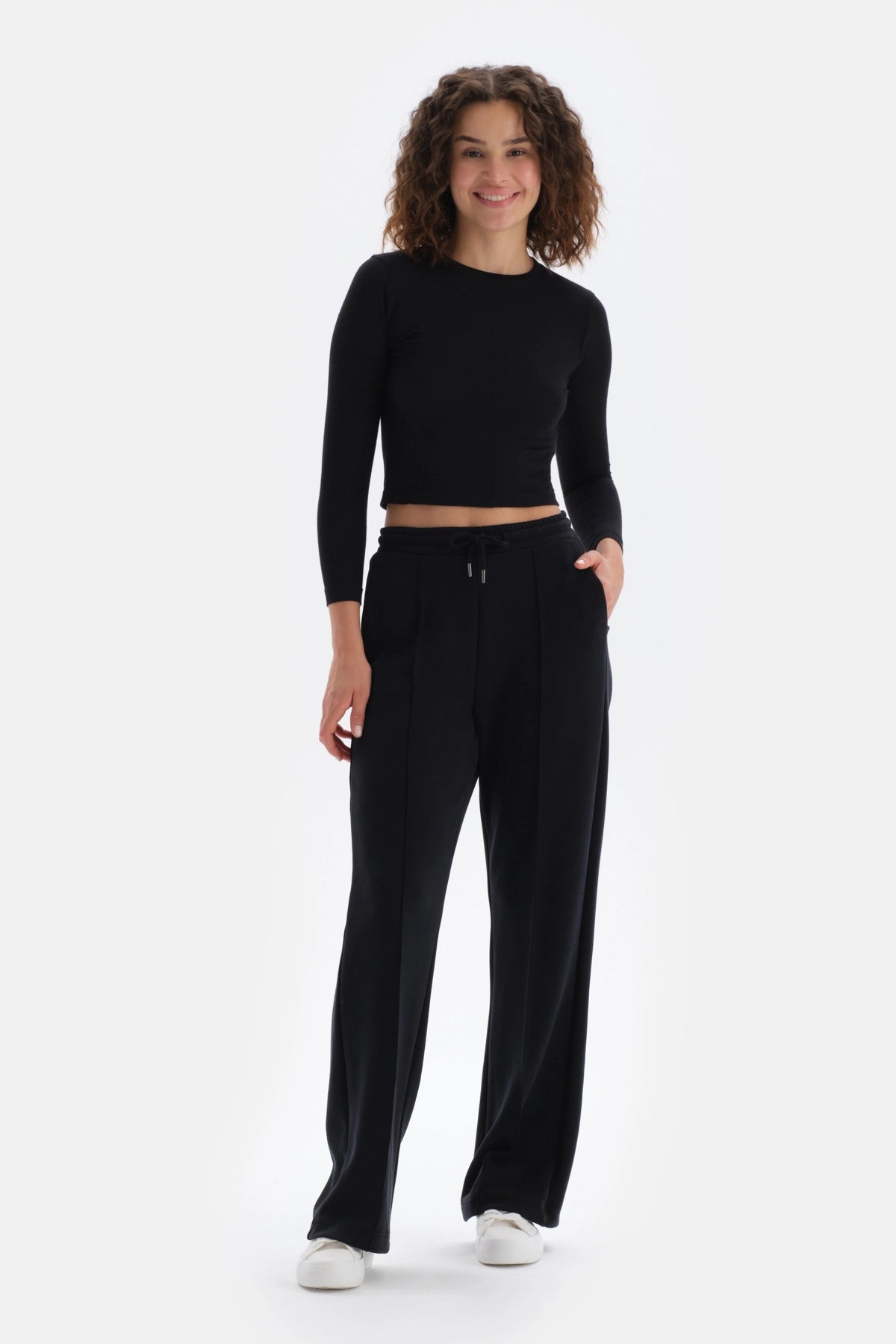 Siyah Uzun Kollu Basıc Tişört