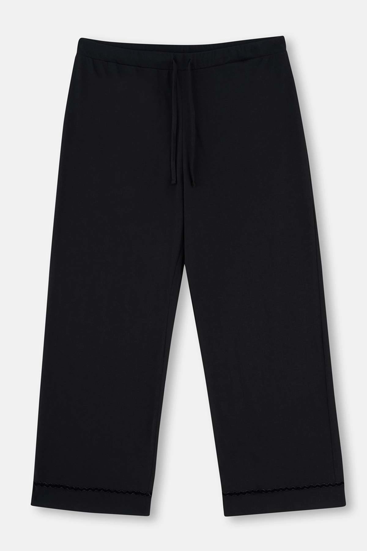 Siyah Kadife Şerit Detaylı Plus Size Pijama Takımı