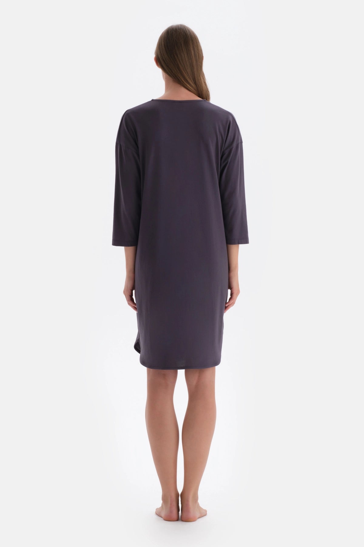 Antrasıt Yarım Patlı Uzun Kollu Gecelik