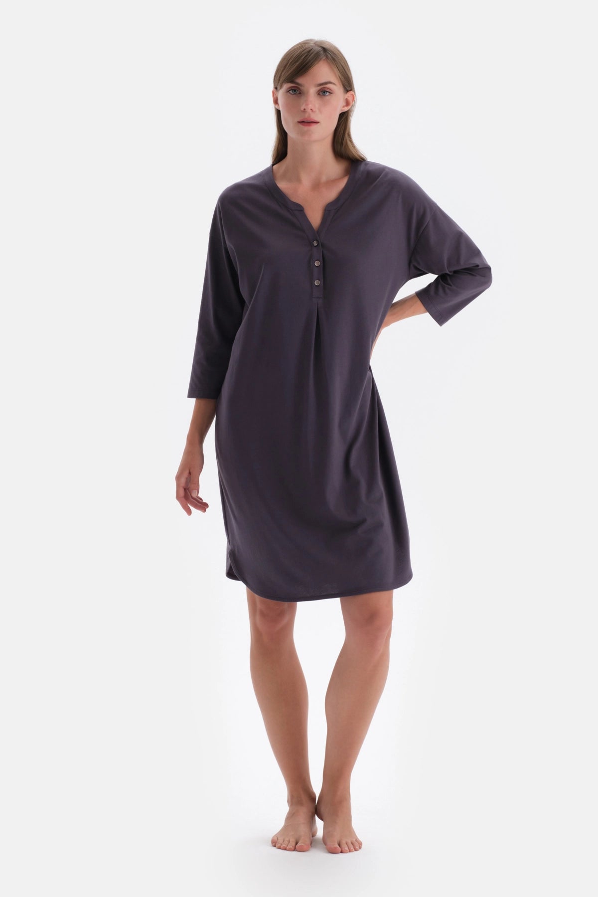 Antrasıt Yarım Patlı Uzun Kollu Gecelik