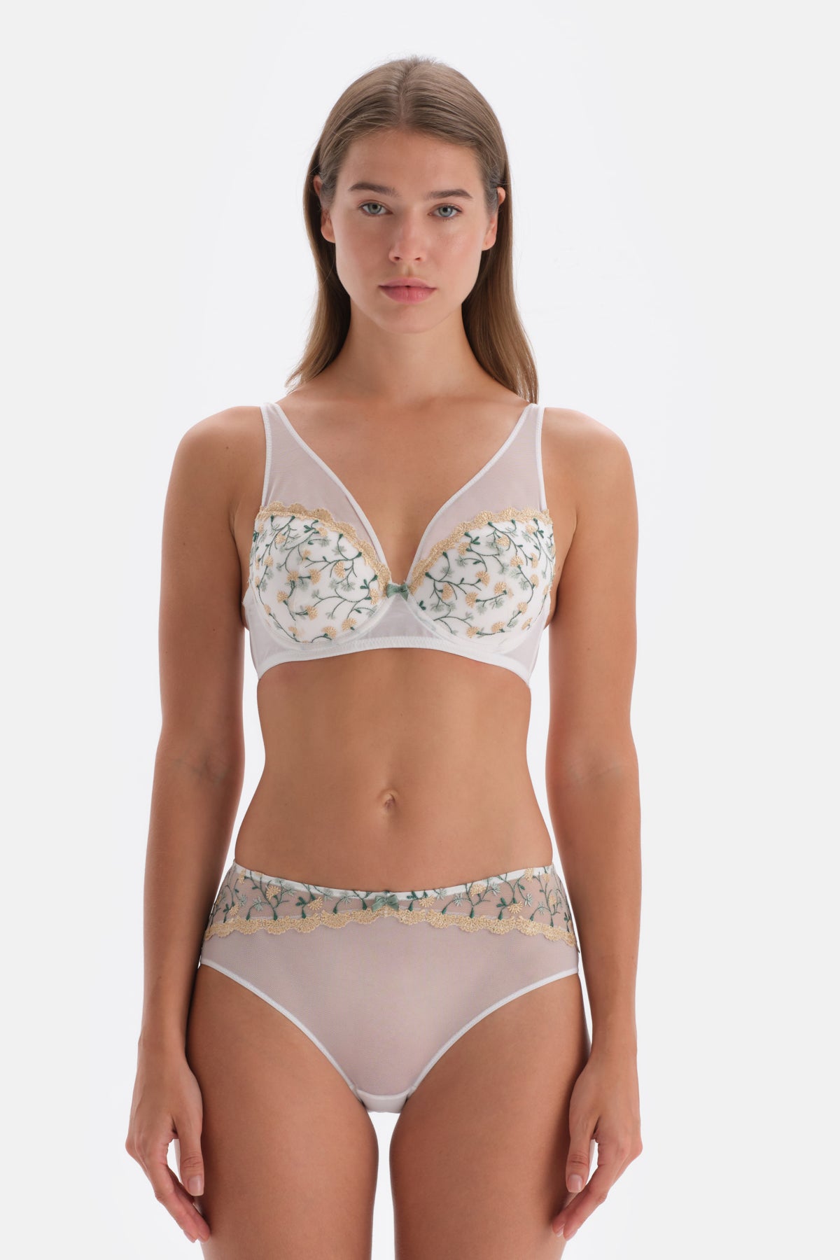 Ekru Çiçek Nakış Detaylı Hıpster Külot