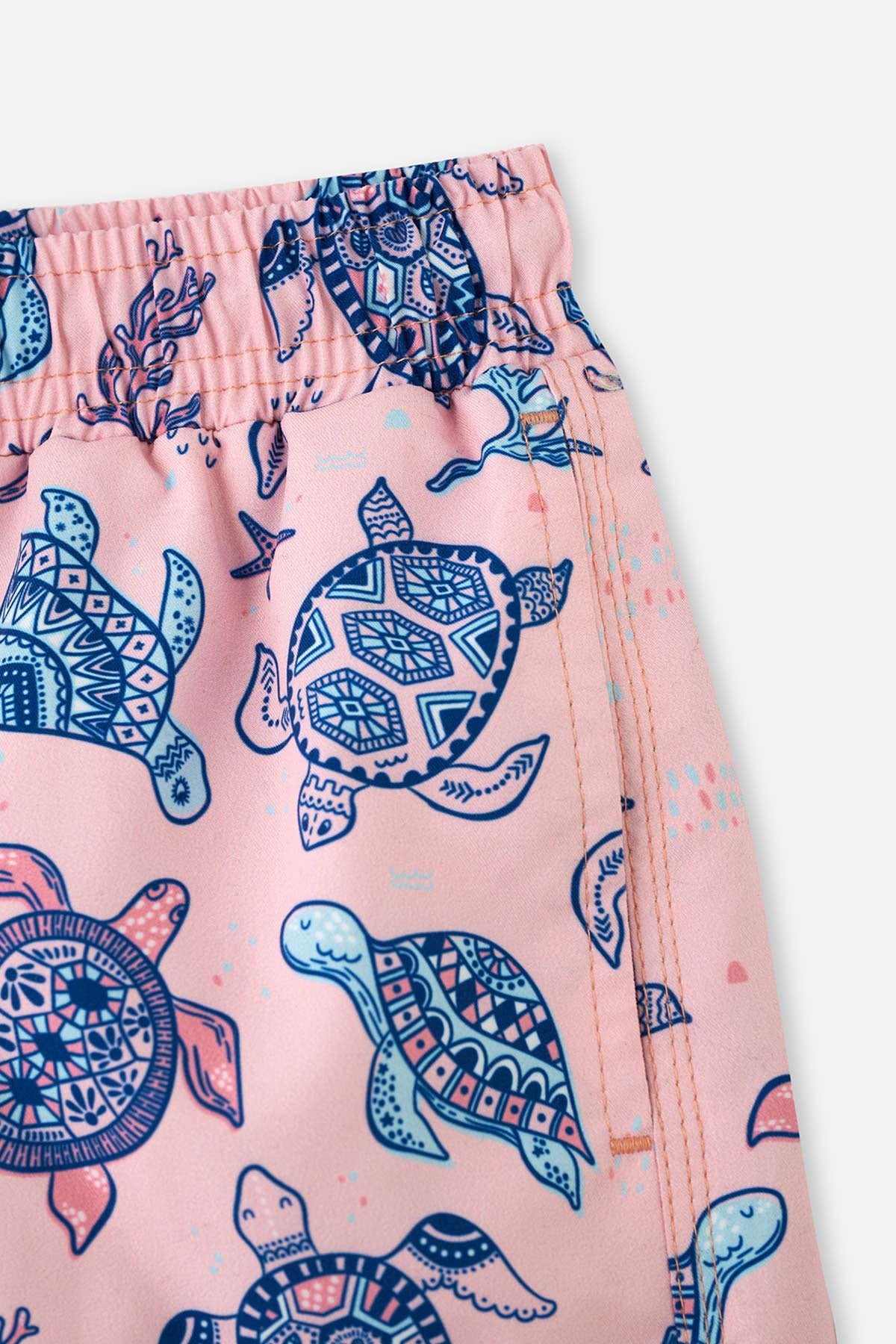 Pembe Erkek Çocuk Caretta Desenli Deniz Şortu