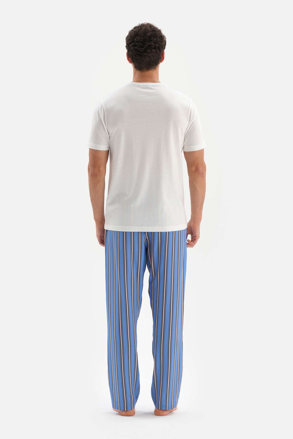 Ekru Bisiklet Yaka Kısa Kollu Altı Dokuma Pijama Takımı