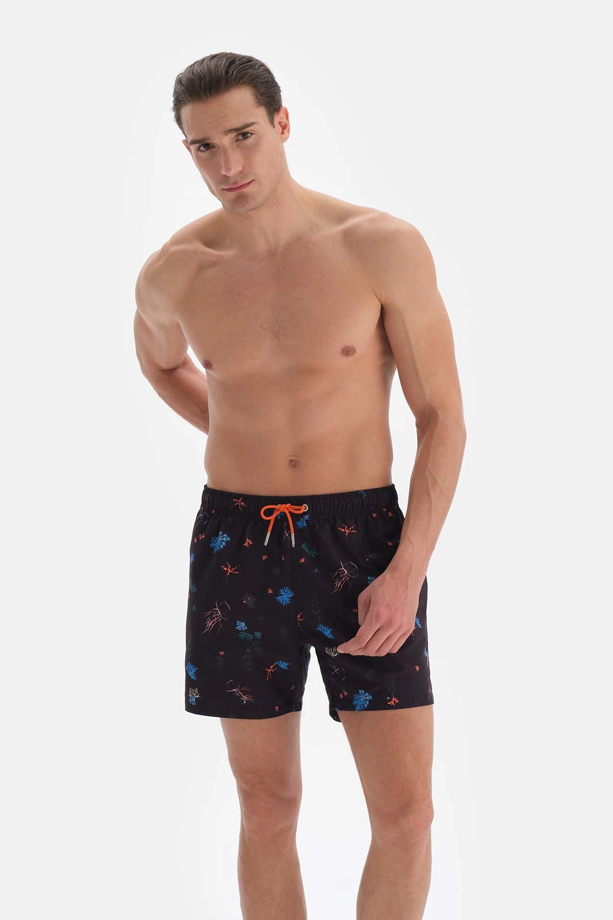 Lacivert Deniz Altı Desenli Kısa Deniz Şortu