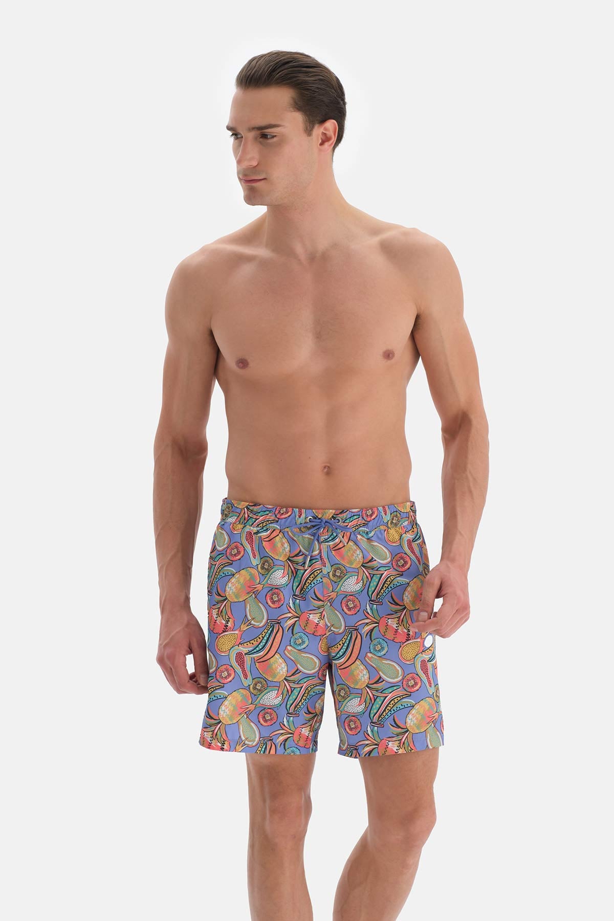 Lila Tropik Meyve Desenli Orta Deniz Şortu