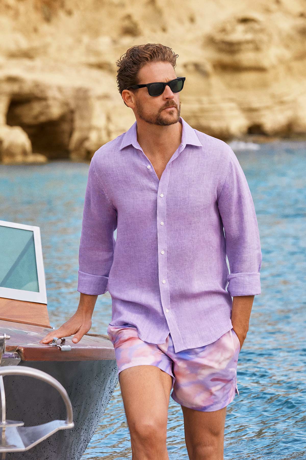 Lila Sulu Boya Desenli Kısa Deniz Şortu