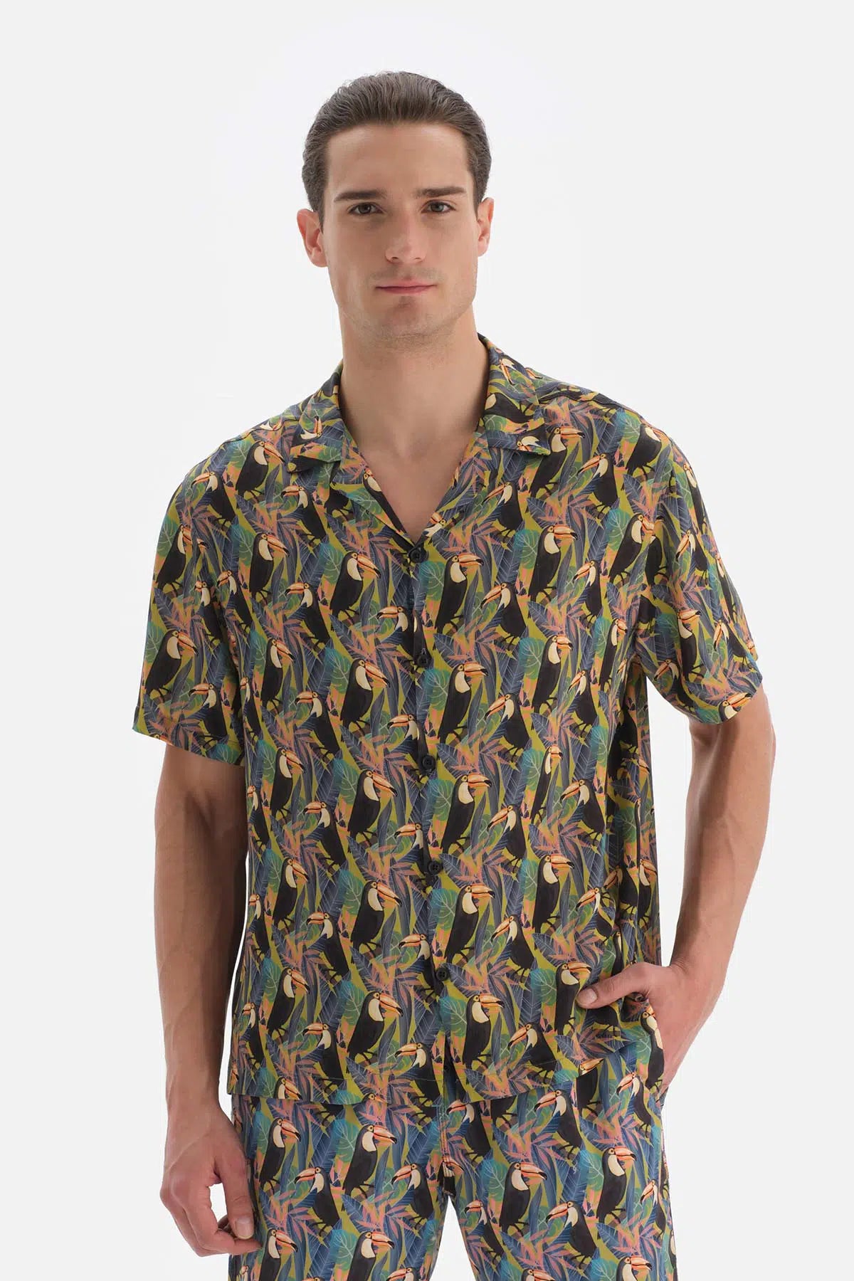 Siyah - Yeşil Desenli Gömlek