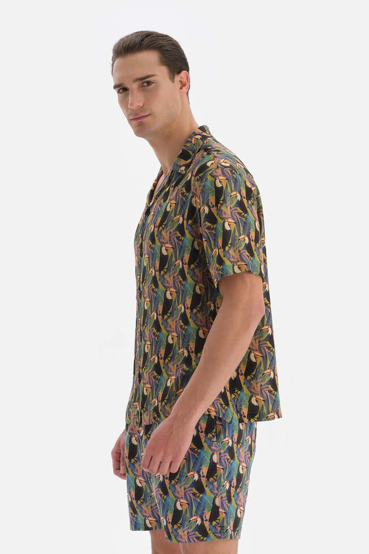 Siyah - Yeşil Desenli Gömlek