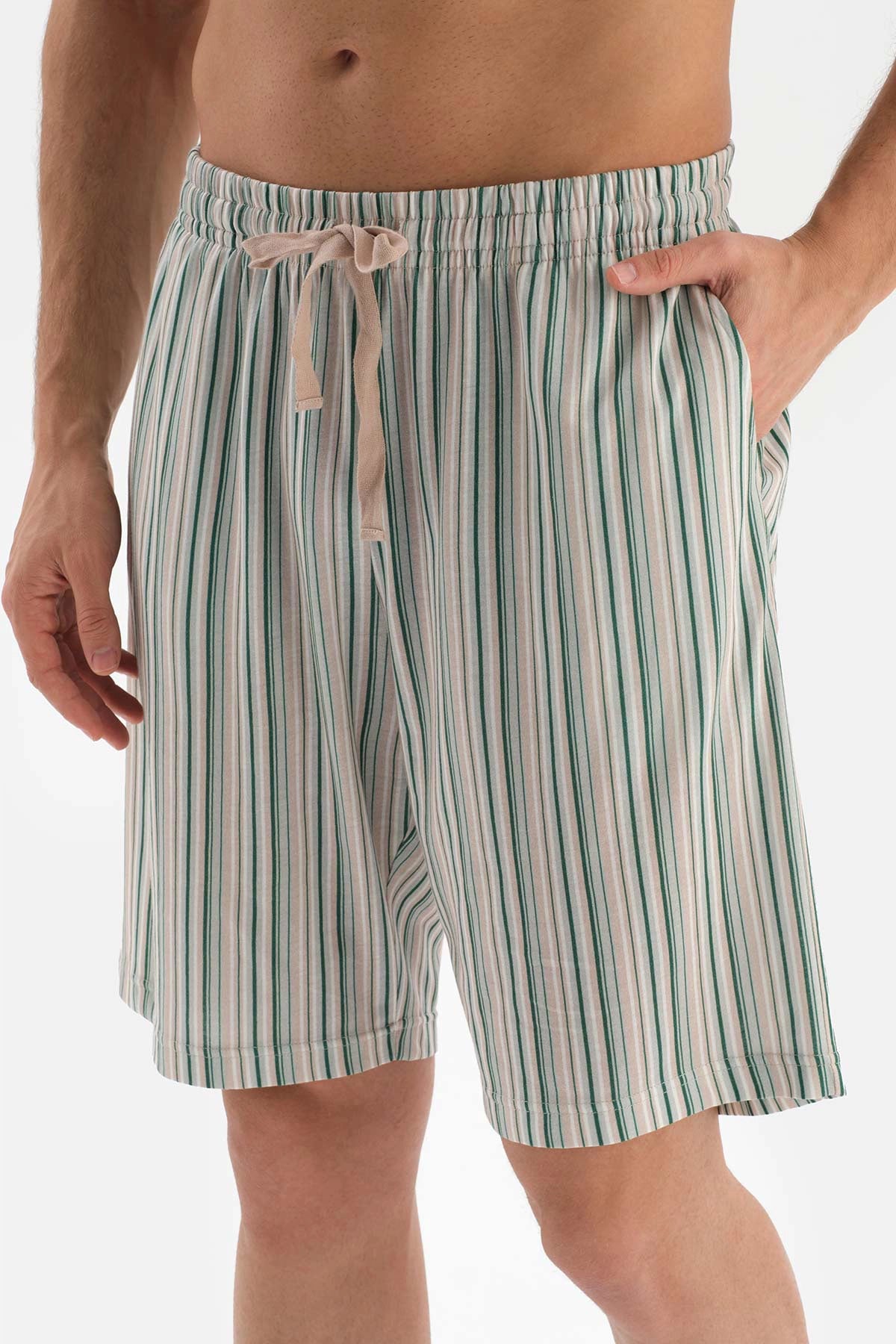 Bej Gömlek Yaka Çizgili Örme Şort Pijama Takımı