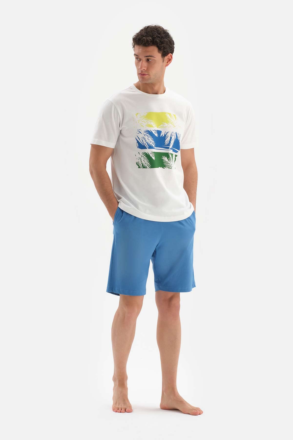 Ekru Bisiklet Yaka Baskılı Şortlu Pijama Takımı