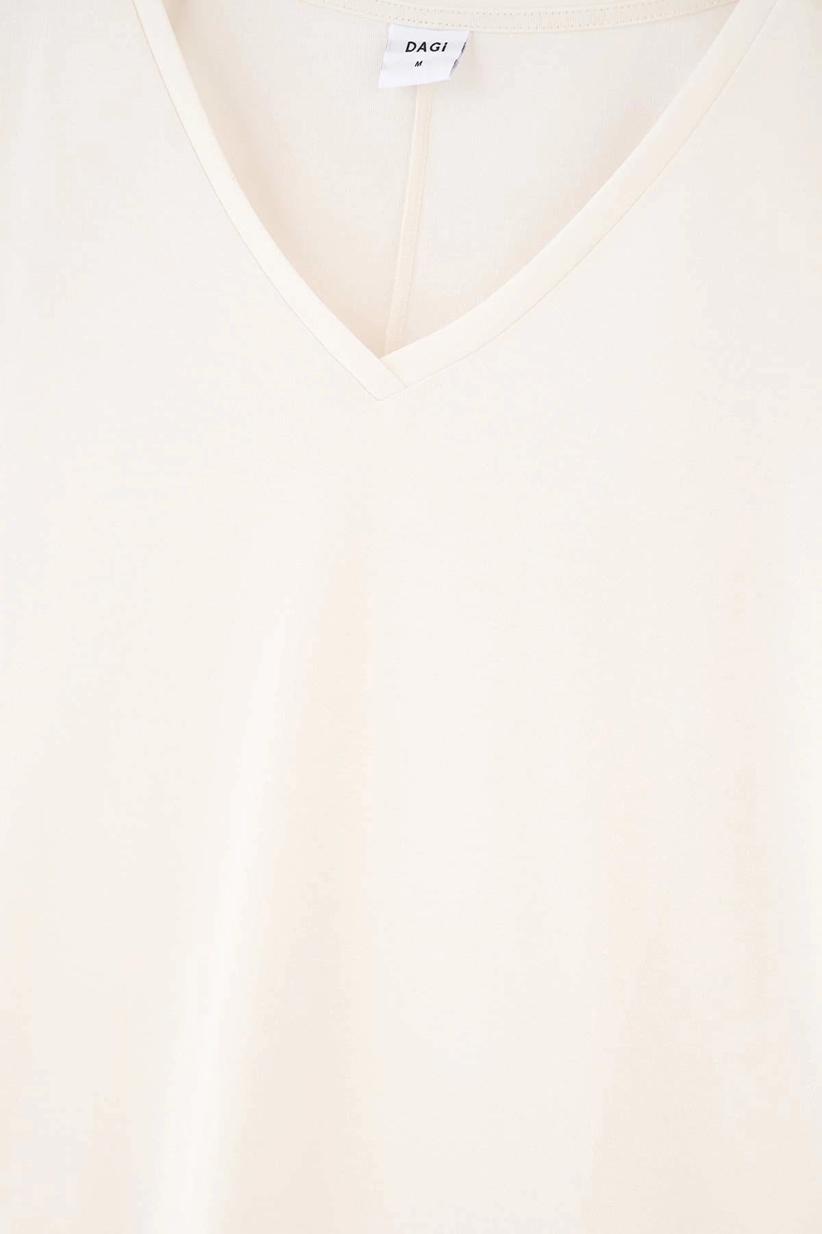 Beyaz V Yaka Düşük Kol Cupro Tişört