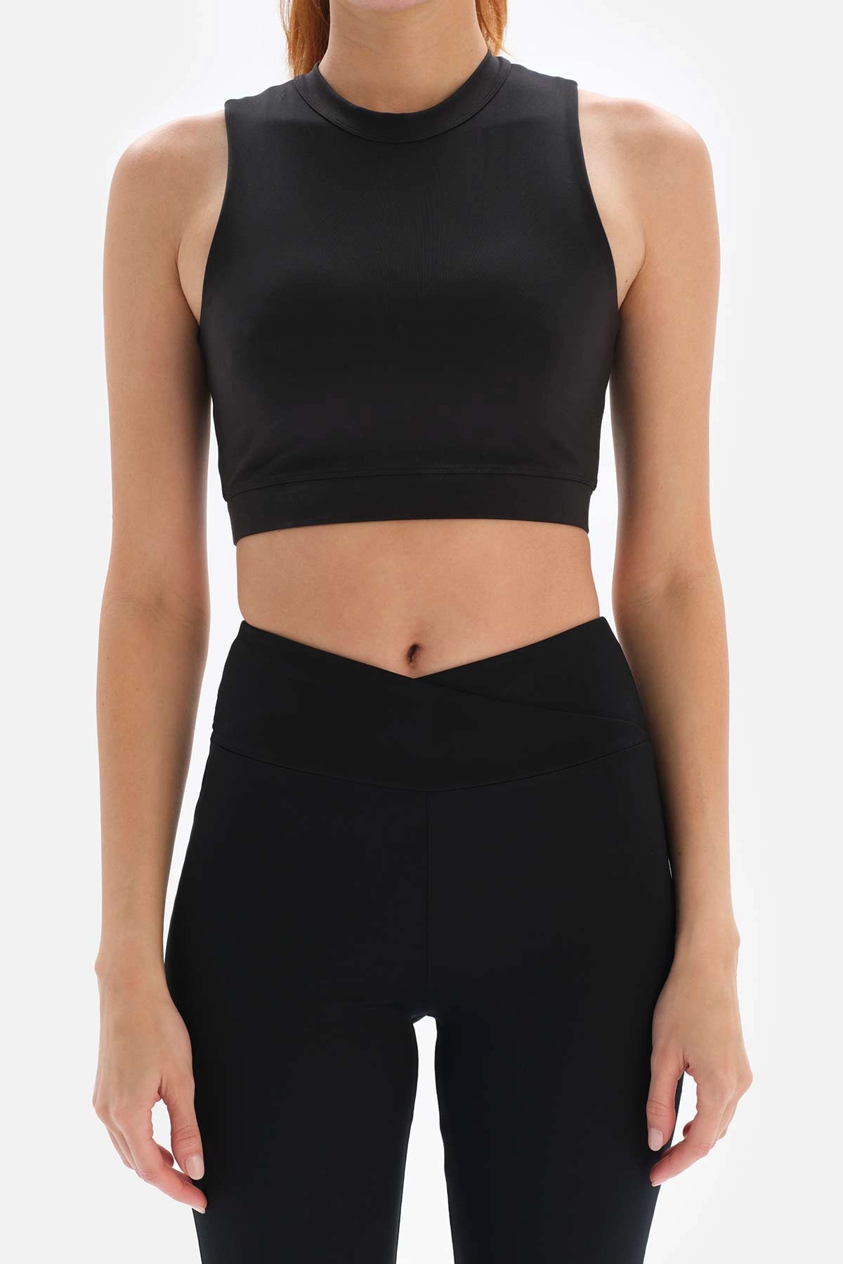 Siyah Dagi Active Sırt Pencereli Sporcu Sütyeni