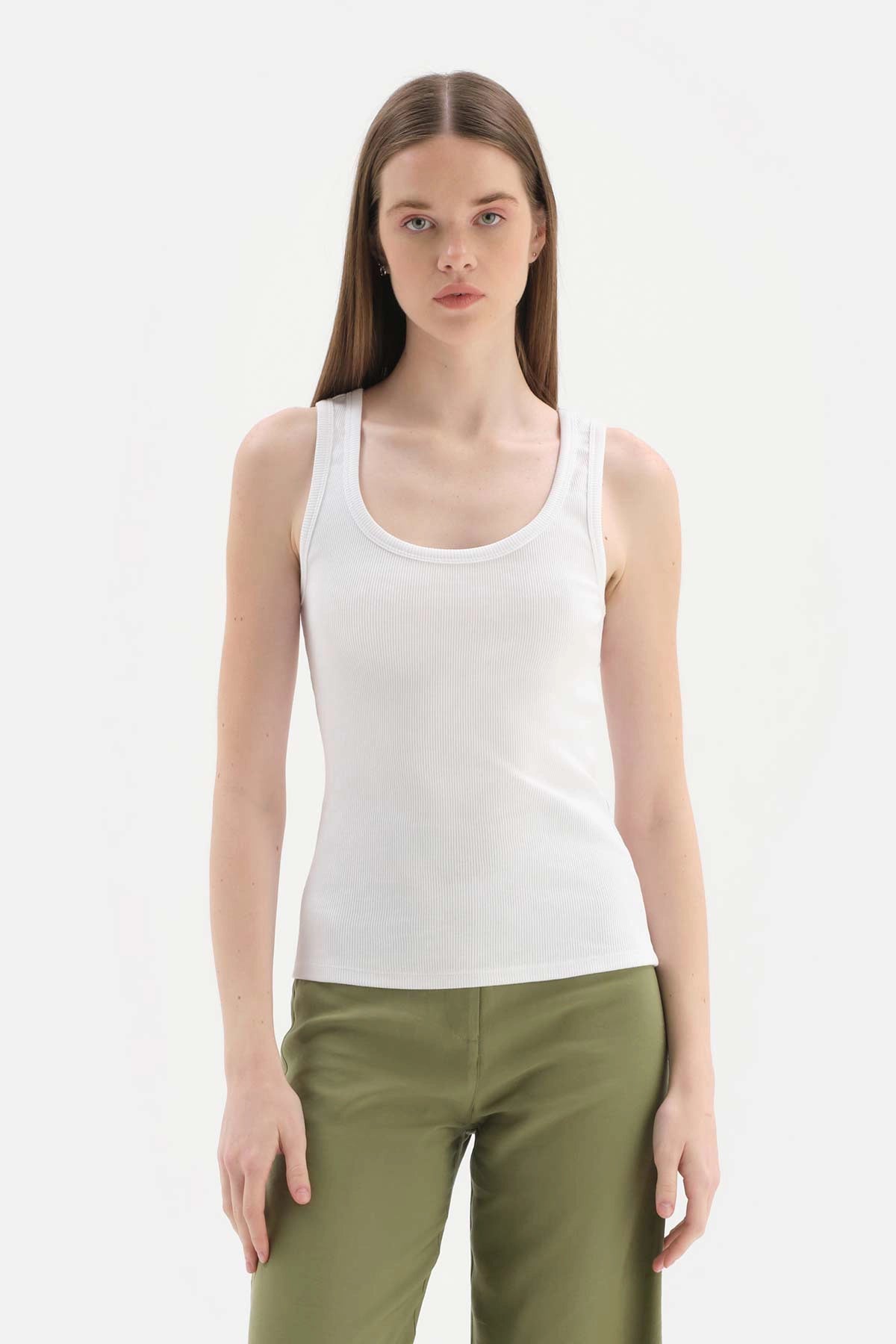 Beyaz Kalın Askılı Ribanalı Pamuklu Atlet