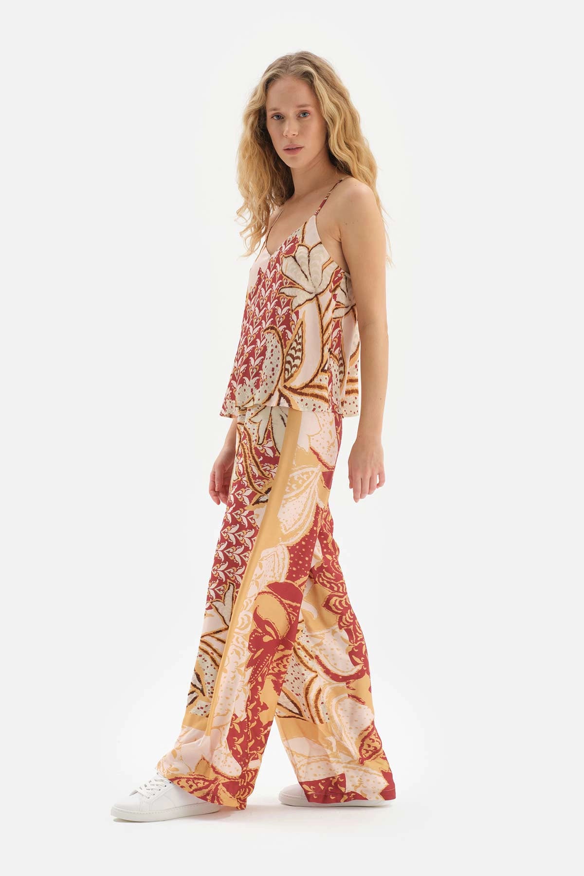 Krem Metraj Baskılı Pantolon