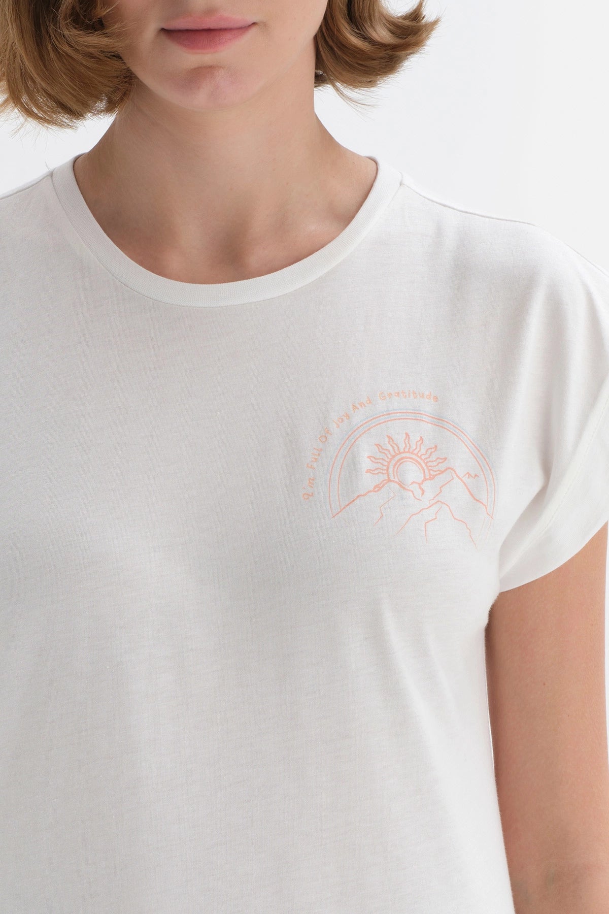 Kırık Beyaz Çizgili Kısa Kol Bisiklet Yaka Pamuklu Pijama Takımı