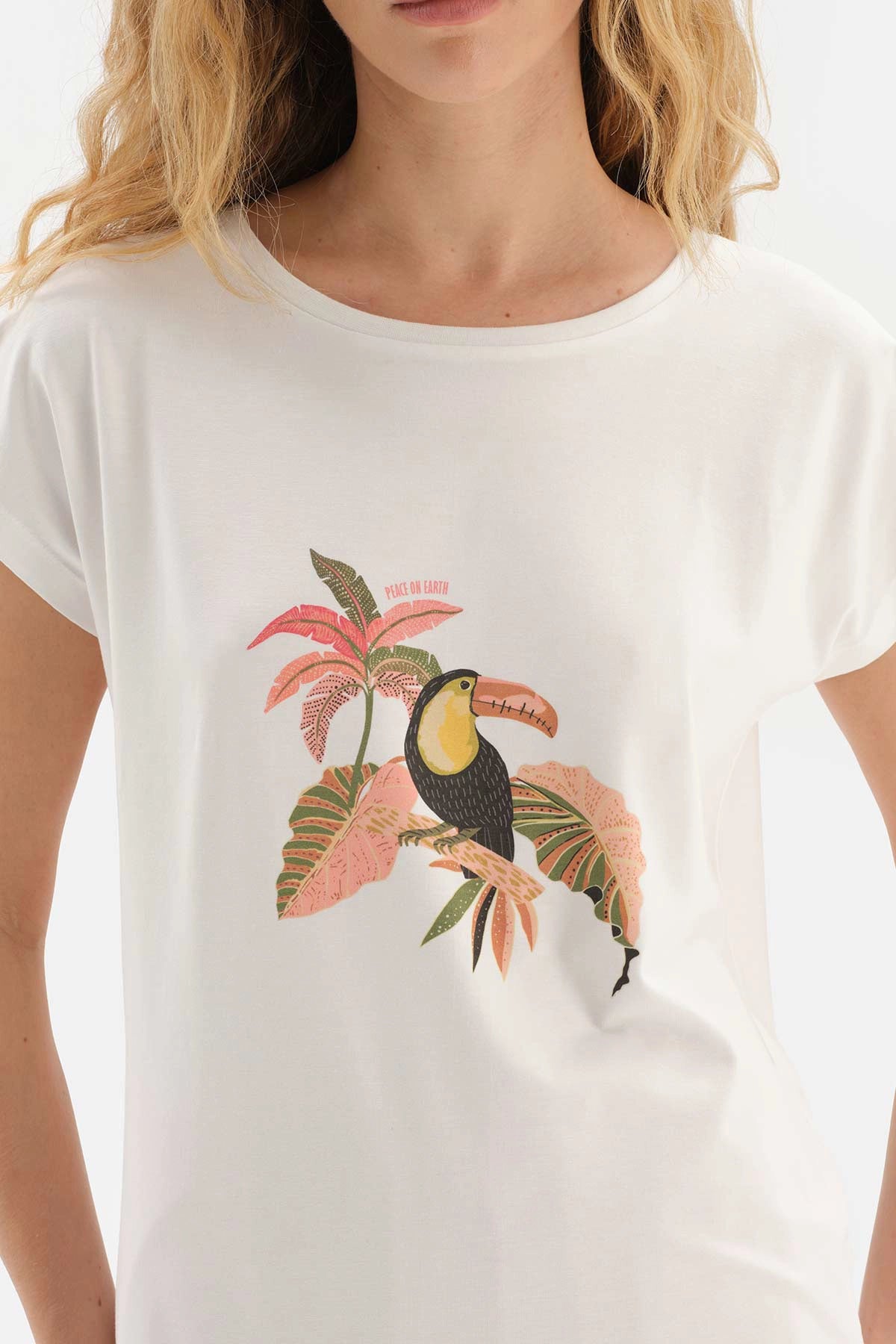 Beyaz Baskılı Kısa Kol Viskon Şortlu Pijama Takımı