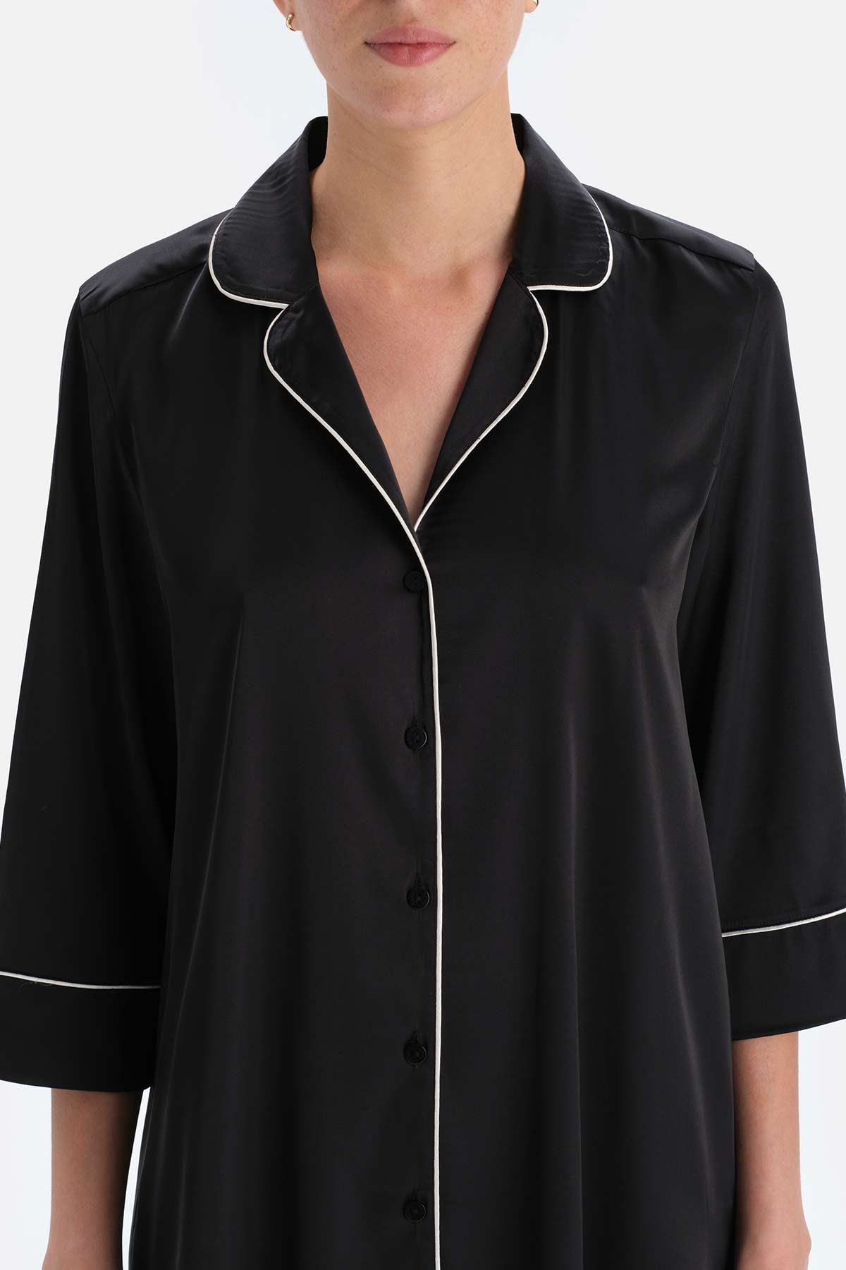 Siyah Biye Detaylı Gömlek Yaka Bride Saten Gecelik