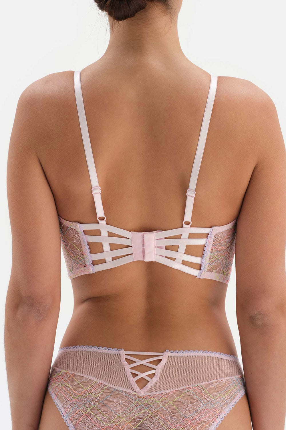 Pembe Aksesuar Detaylı Kaplı Büstiyer