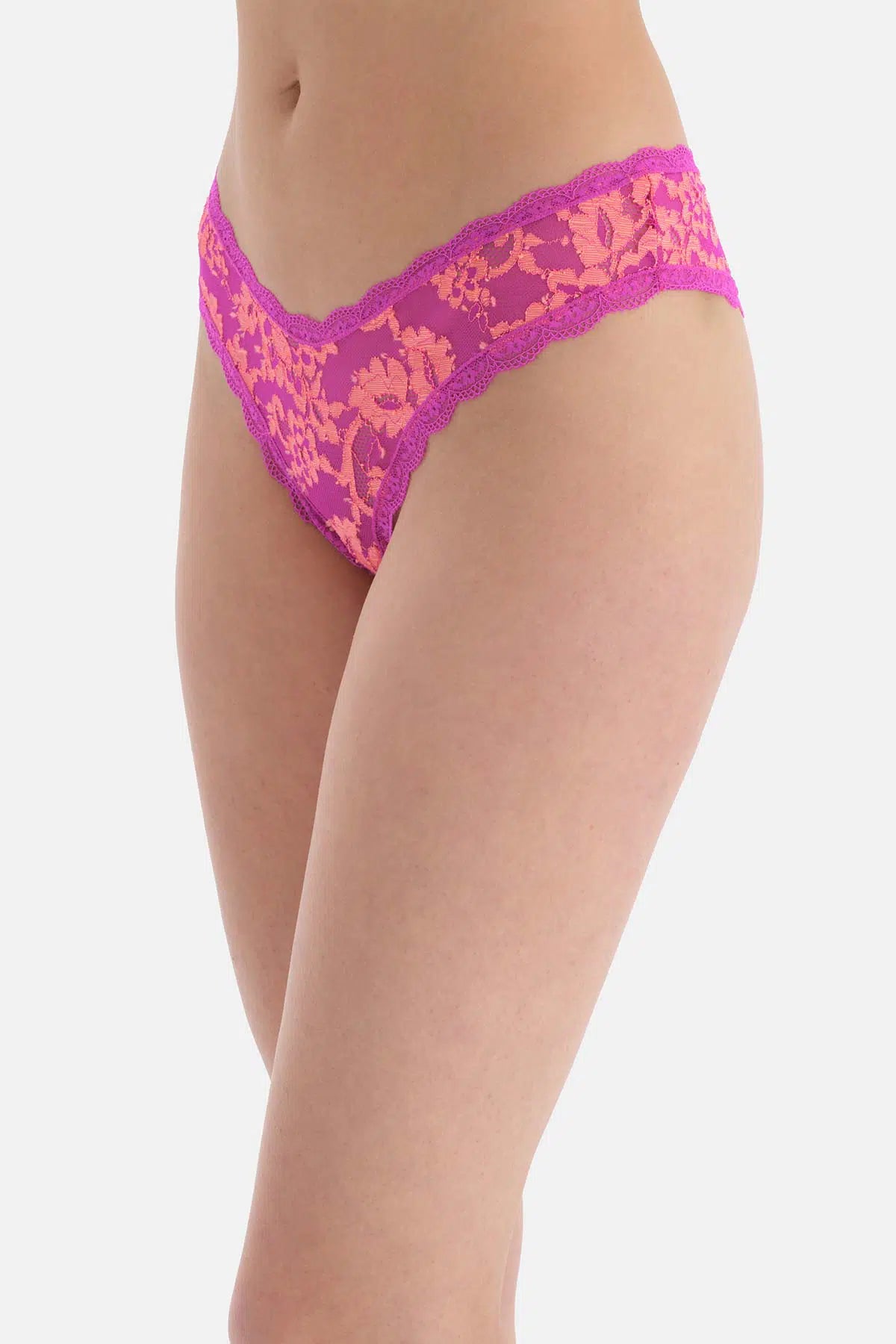 Pembe Dantel Detaylı Tanga