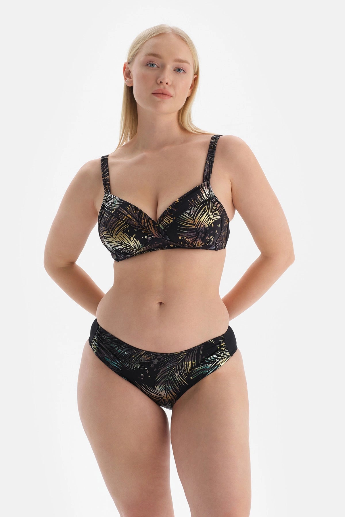 Siyah - Yeşil Yüksek Bel Bikini Altı