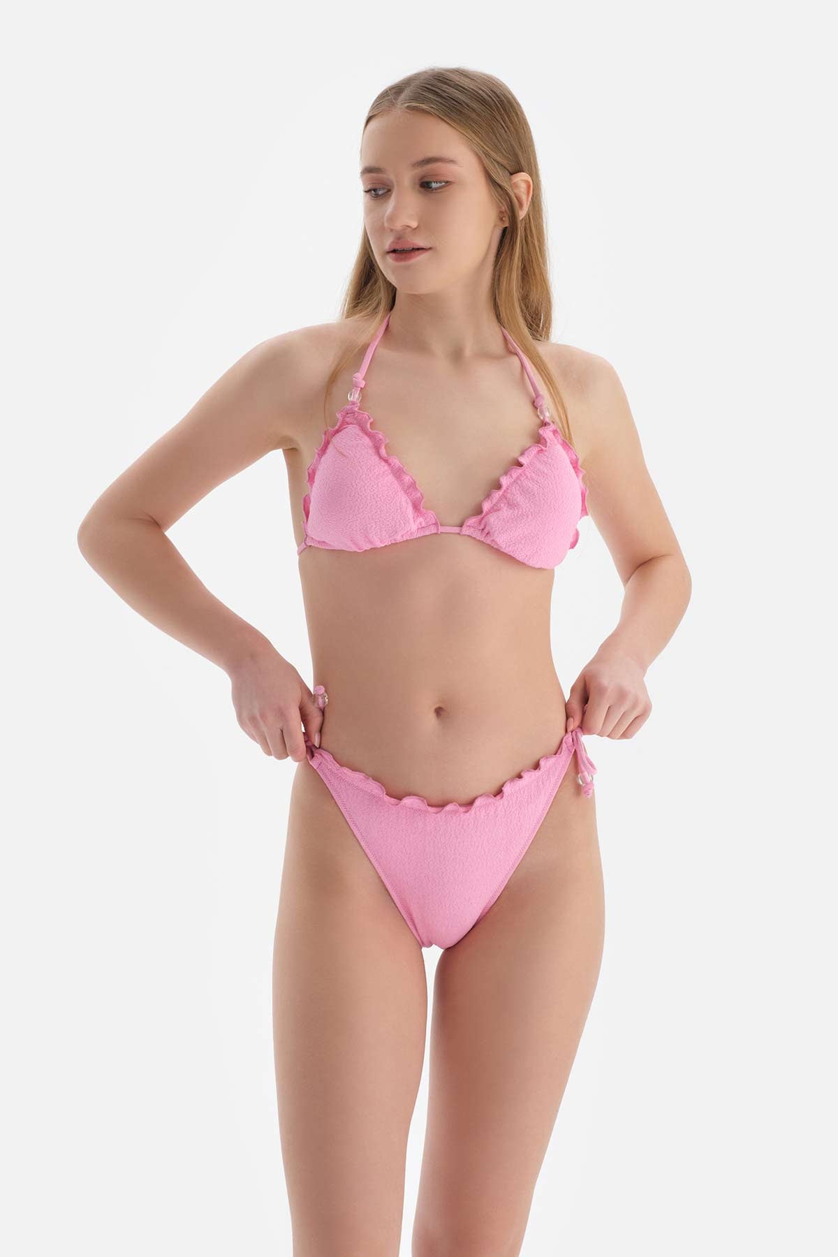 Pembe Üçgen Küçük Bikini Üstü