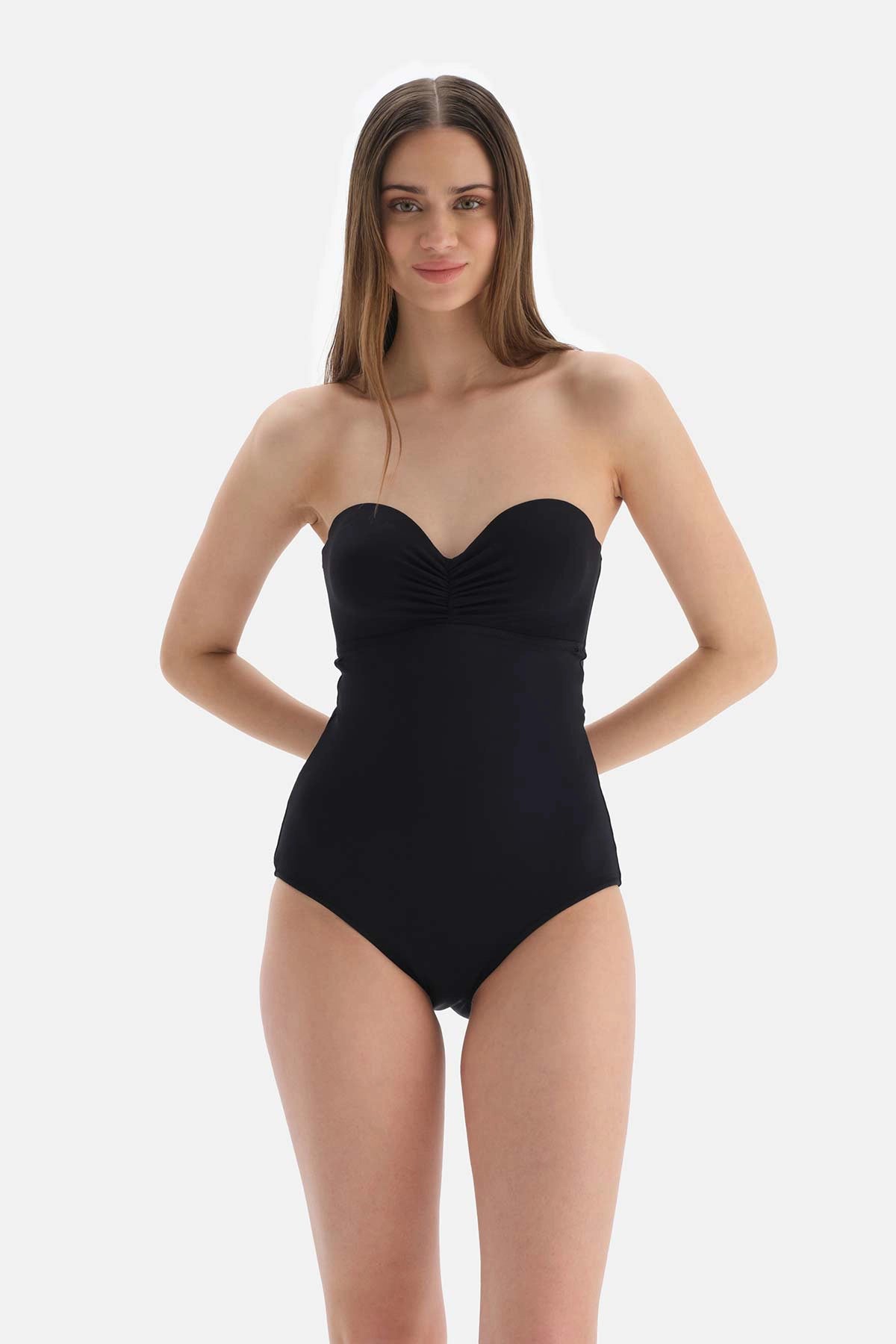 Siyah Straplez Kalplı Mayo