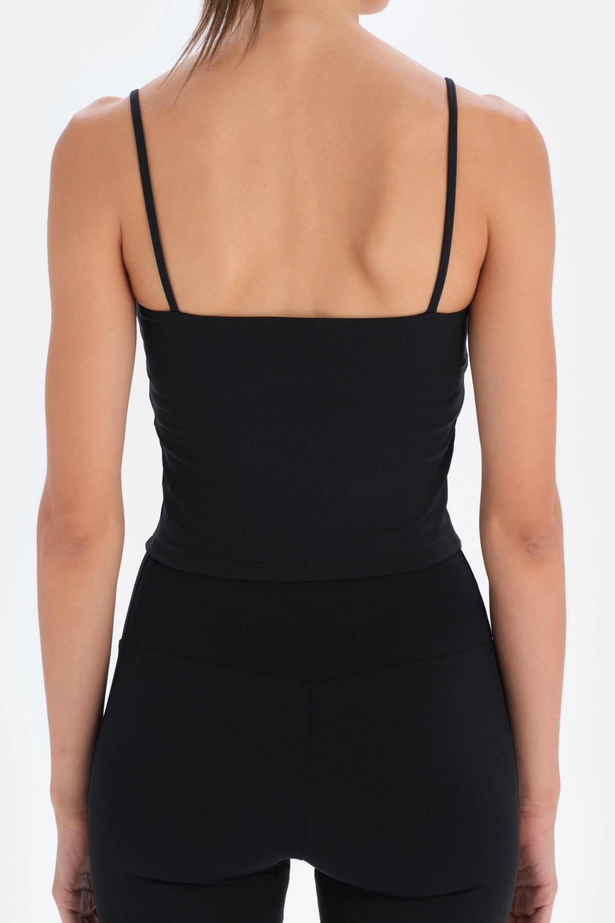 Siyah Dagi Active Askılı Crop Atlet