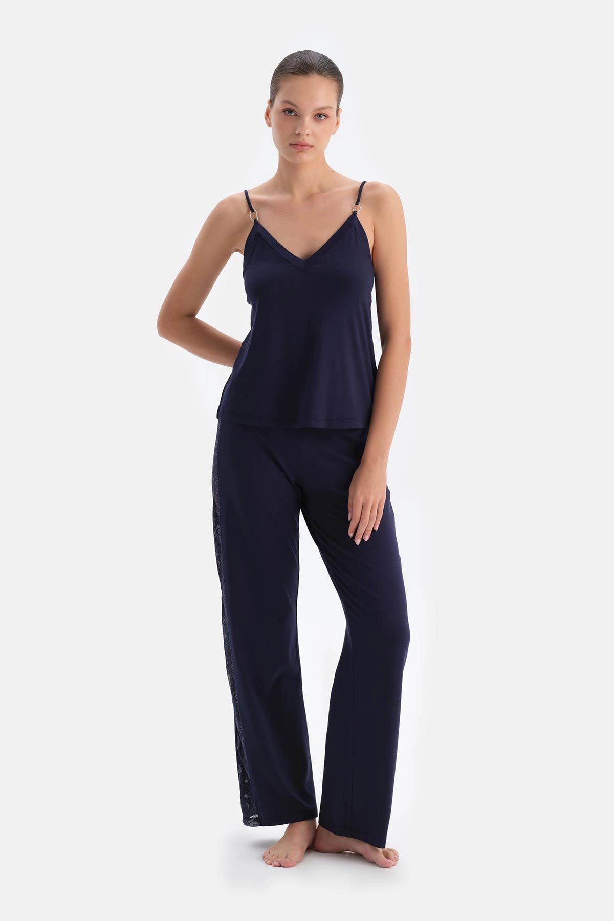 Lacivert Yan Dantel Detaylı Pantolon