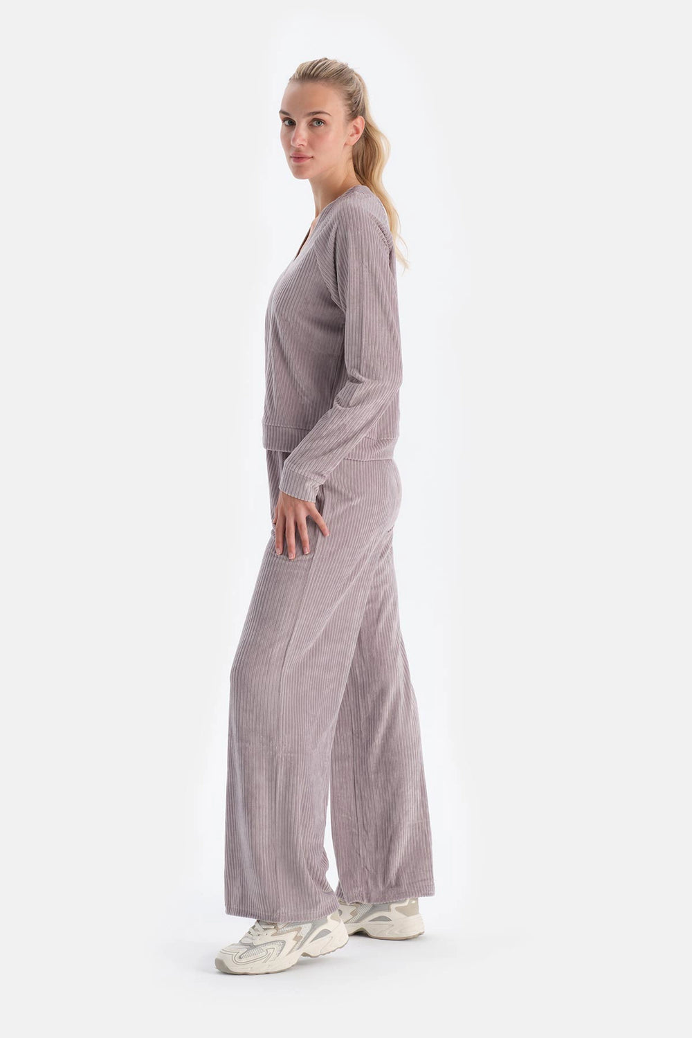 Açık Lila Kadife Pantolon