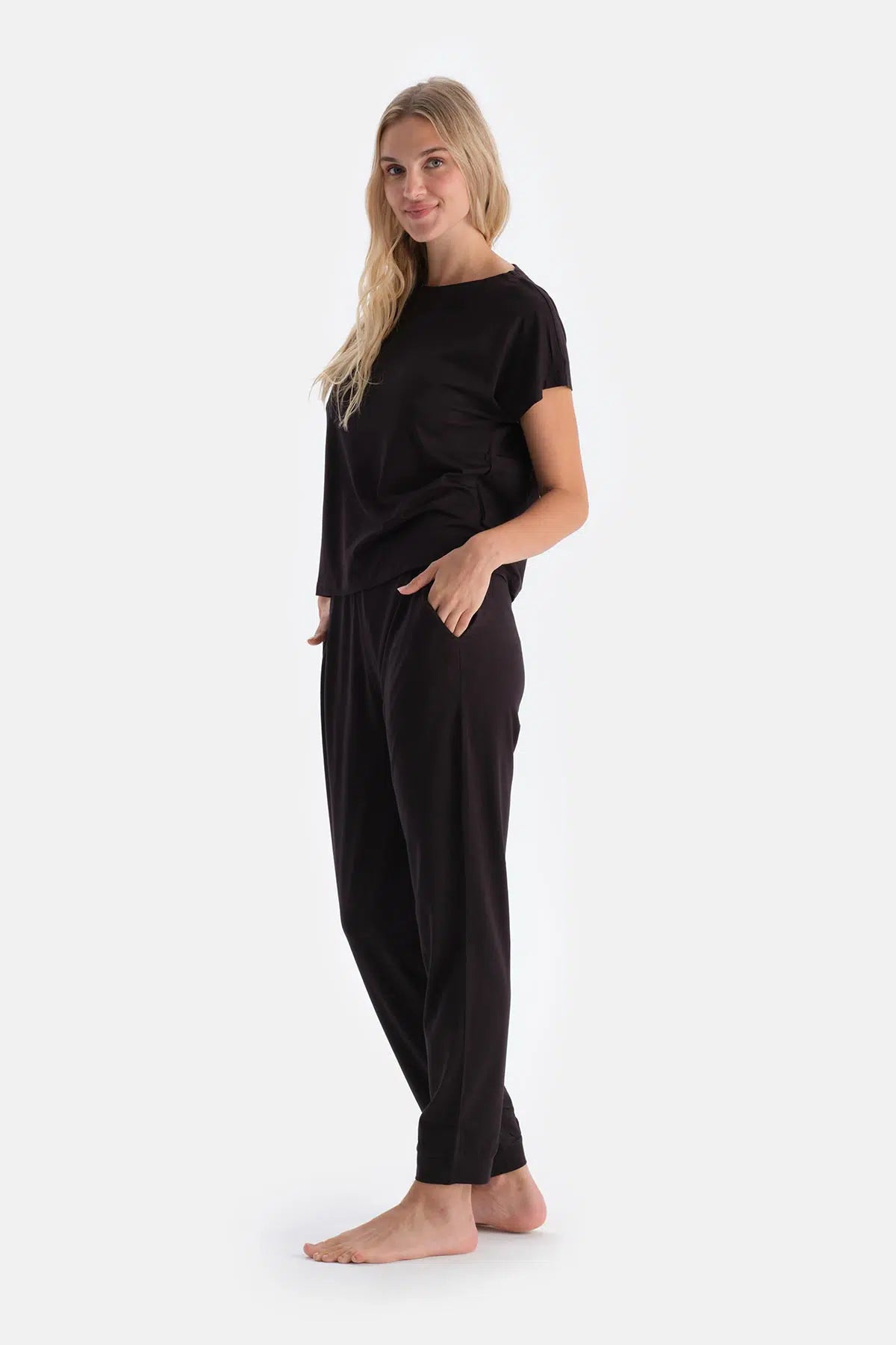 Koyu Kahve Düşük Kollu Penye Modal Pijama Takımı