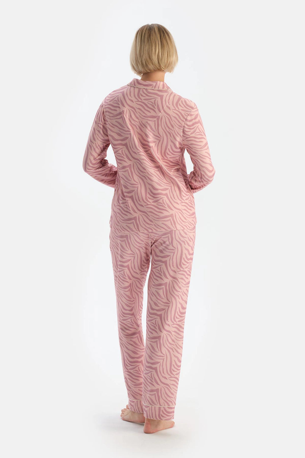 Açık Pembe Zebra Desenli Termal Pijama Takımı