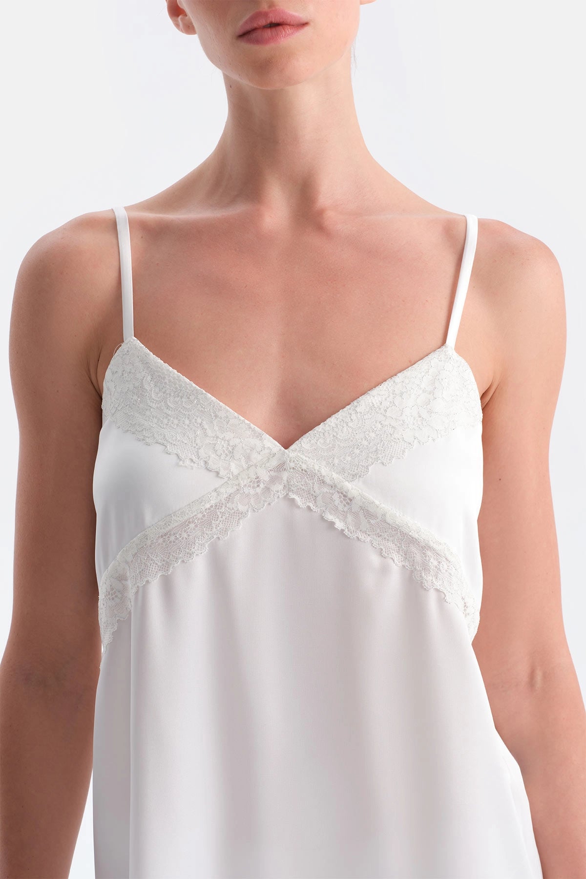 Beyaz Dantel Detaylı Saten Brıde Camısole Takım