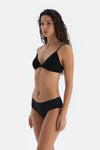 Siyah Basic Üçgen Formlu Bralet