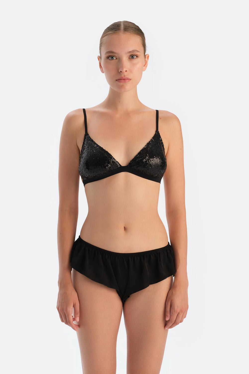 Siyah Payetli Üçgen Form Bralet