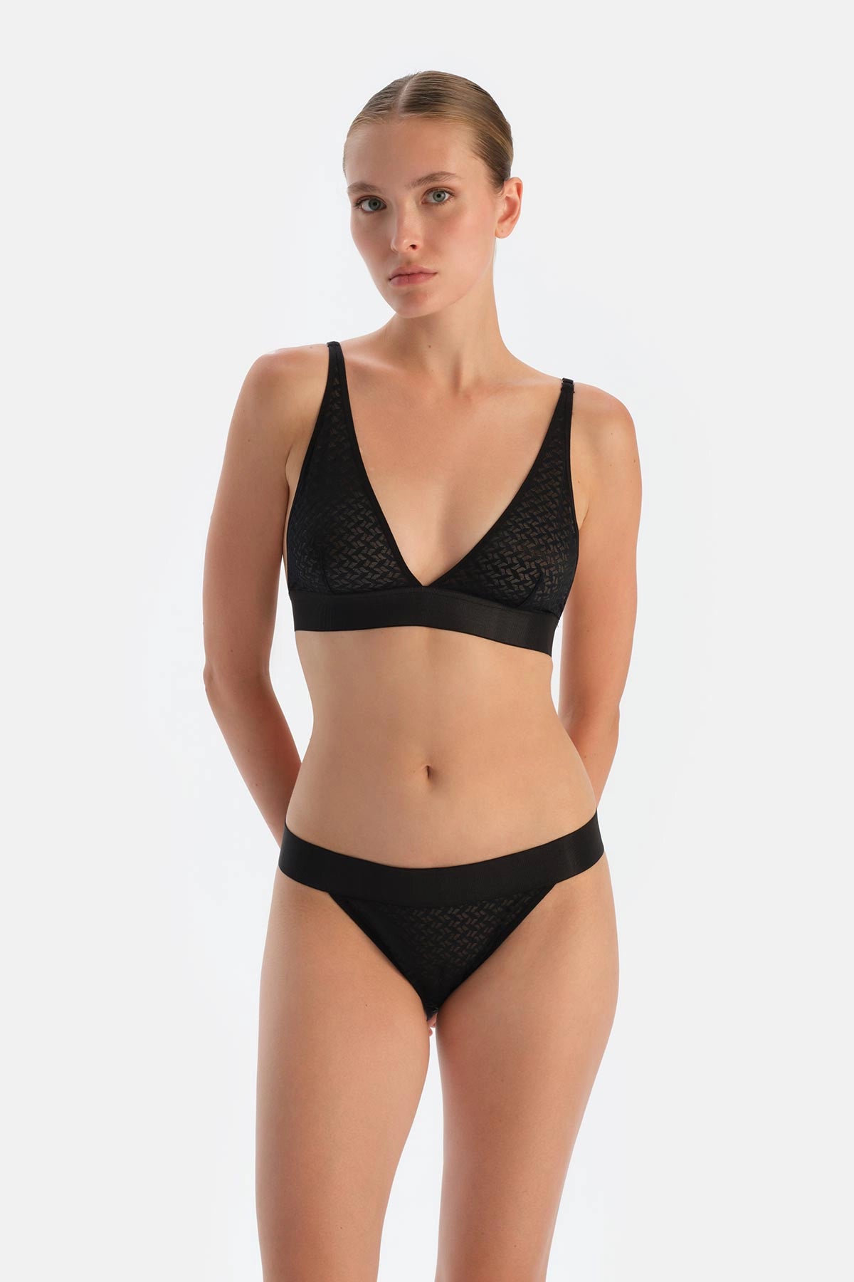 Siyah Premıum Dantelli Ve Lastik Detaylı Bralet